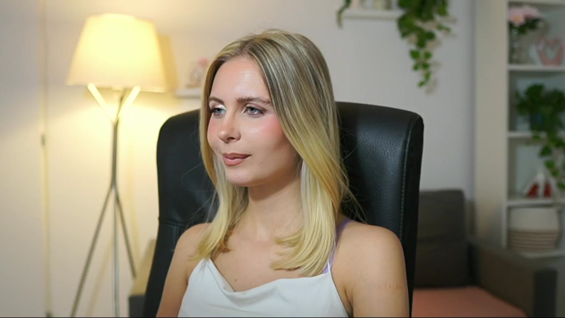 Gallery image thumbnail from Catecrago_'s myfreecams stream on, 10/07/2025, 08:47 image 5 of 20