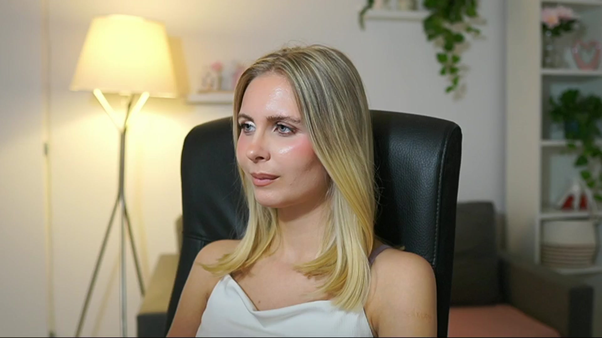 Gallery image thumbnail from Catecrago_'s myfreecams stream on, 10/07/2025, 12:54 image 17 of 20