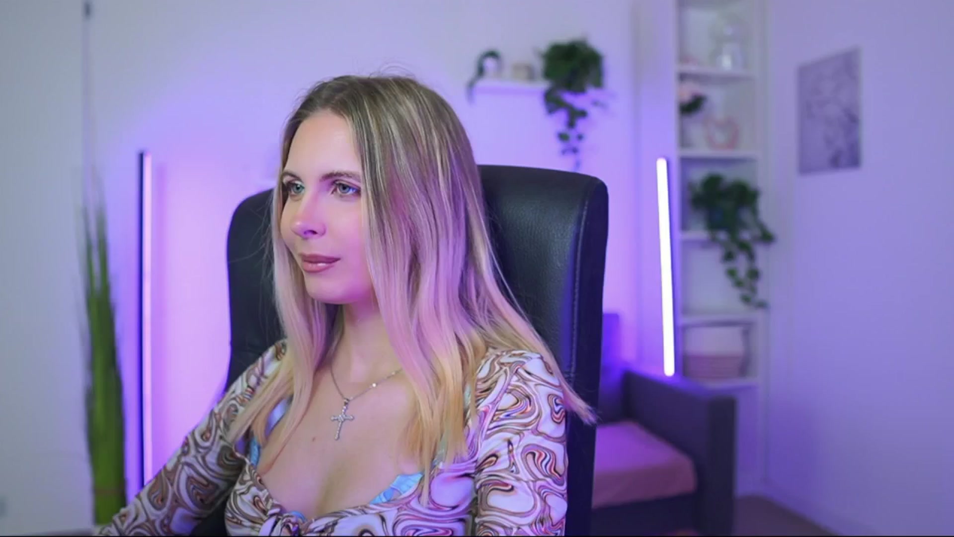 Gallery image thumbnail from Catecrago_'s myfreecams stream on, 01/05/2026, 09:20 image 16 of 20