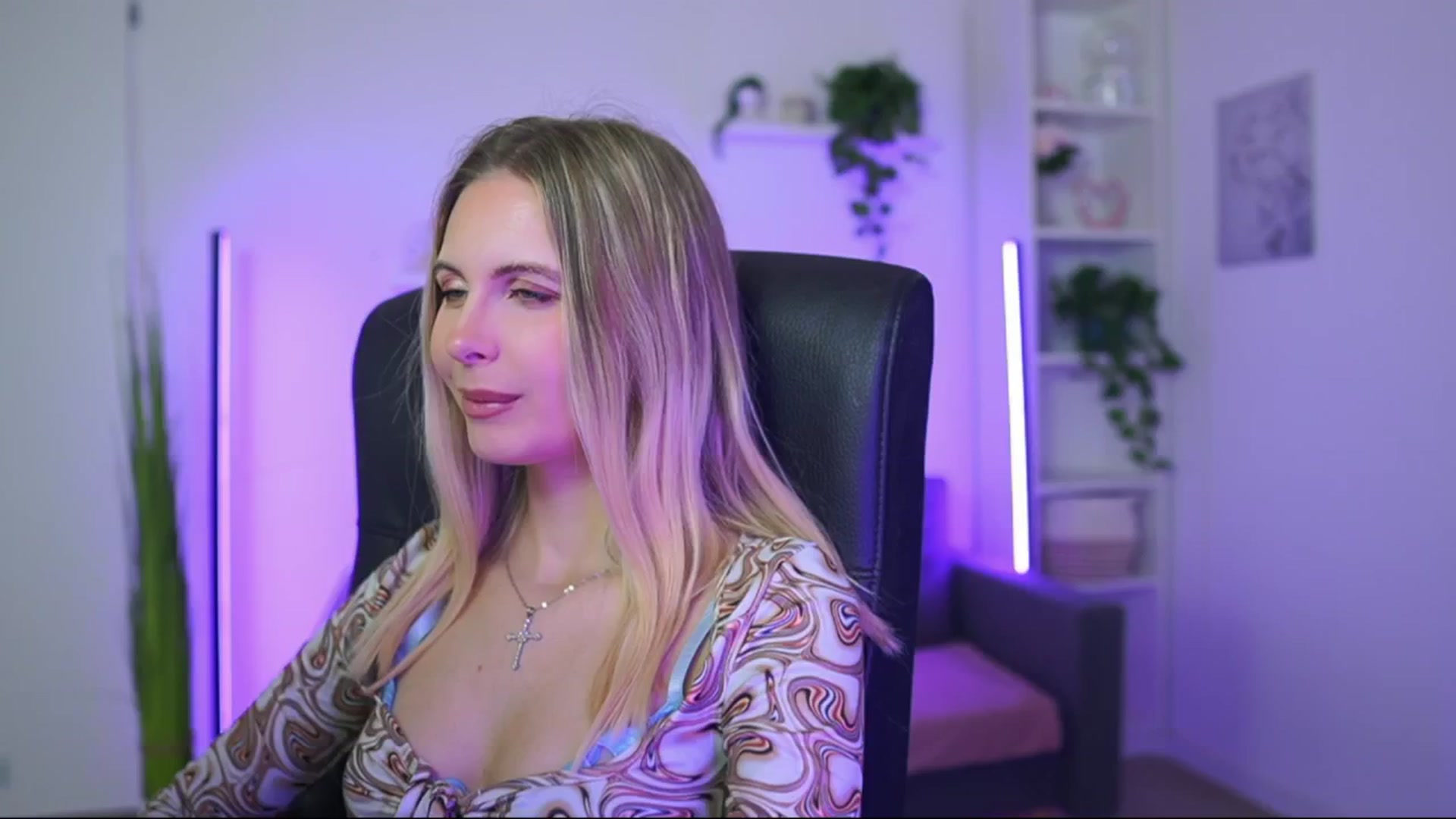Gallery image thumbnail from Catecrago_'s myfreecams stream on, 01/05/2026, 09:20 image 18 of 20