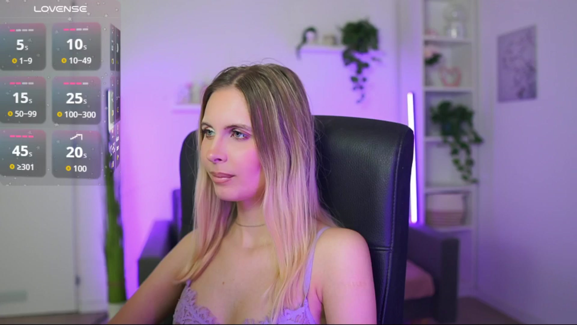 Gallery image thumbnail from Catecrago_'s myfreecams stream on, 01/07/2026, 17:13 image 3 of 20