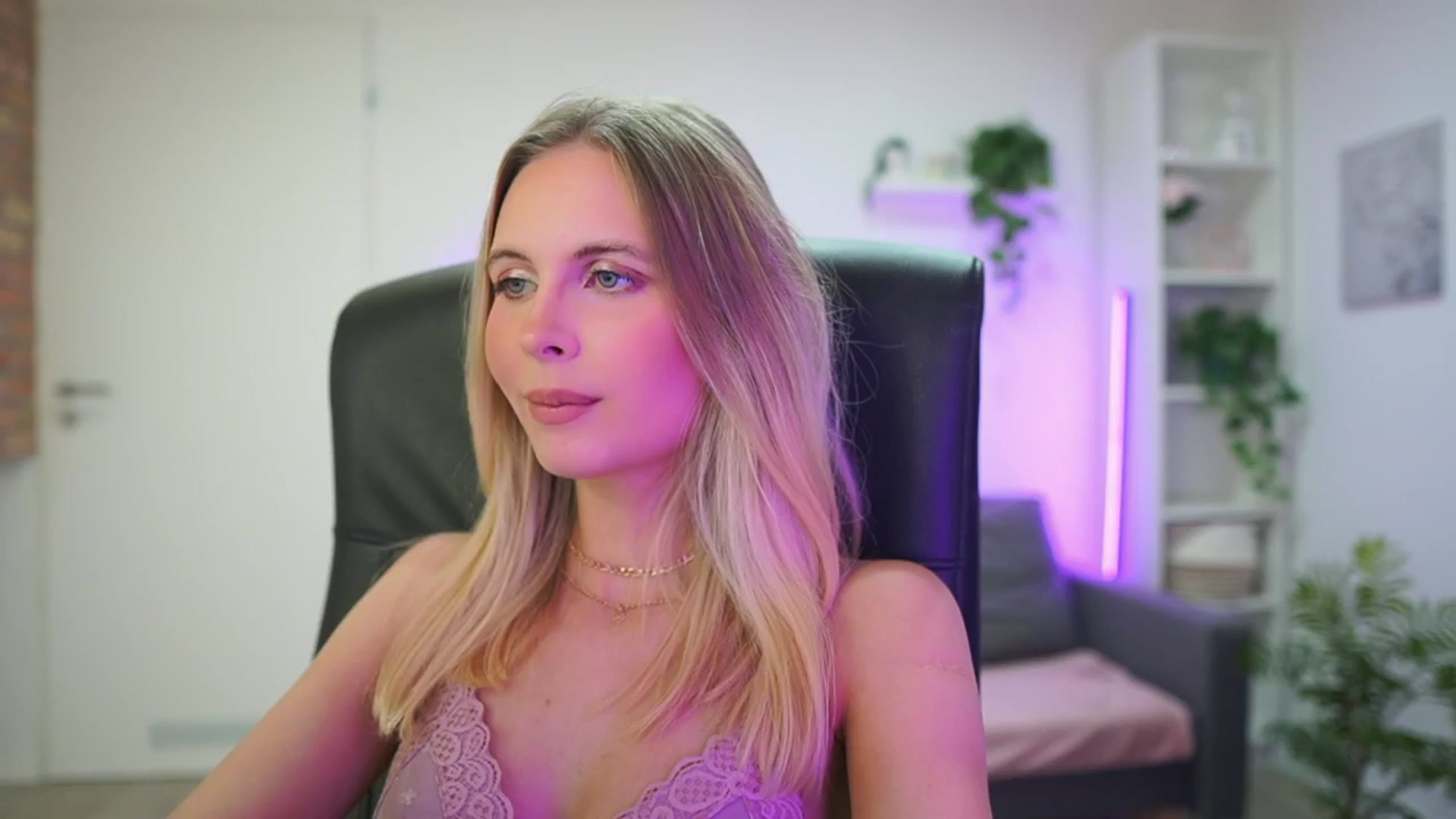 Gallery image thumbnail from Catecrago_'s myfreecams stream on, 01/26/2026, 17:02 image 20 of 20