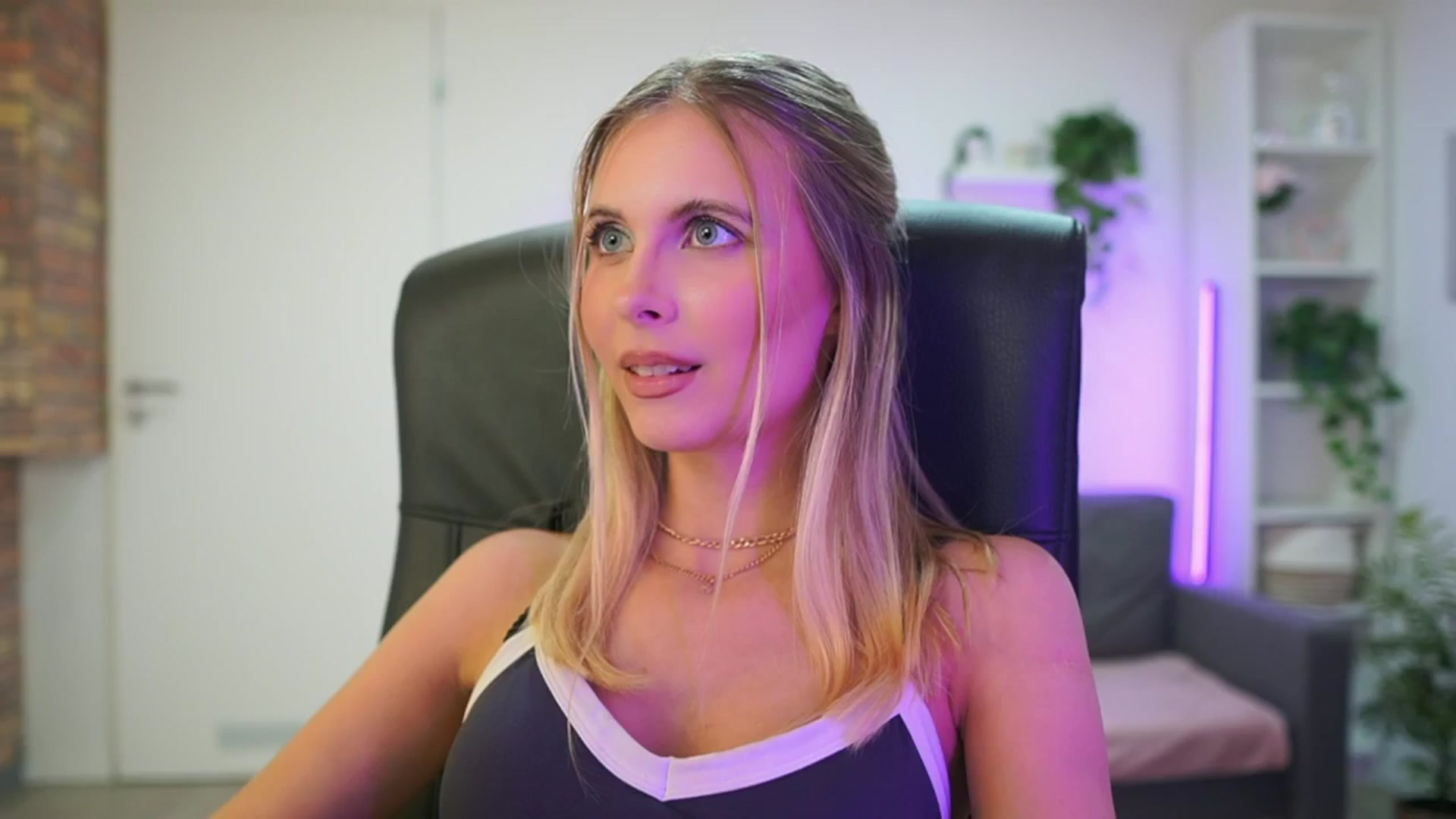 Gallery image thumbnail from Catecrago_'s myfreecams stream on, 01/29/2026, 14:36 image 19 of 20