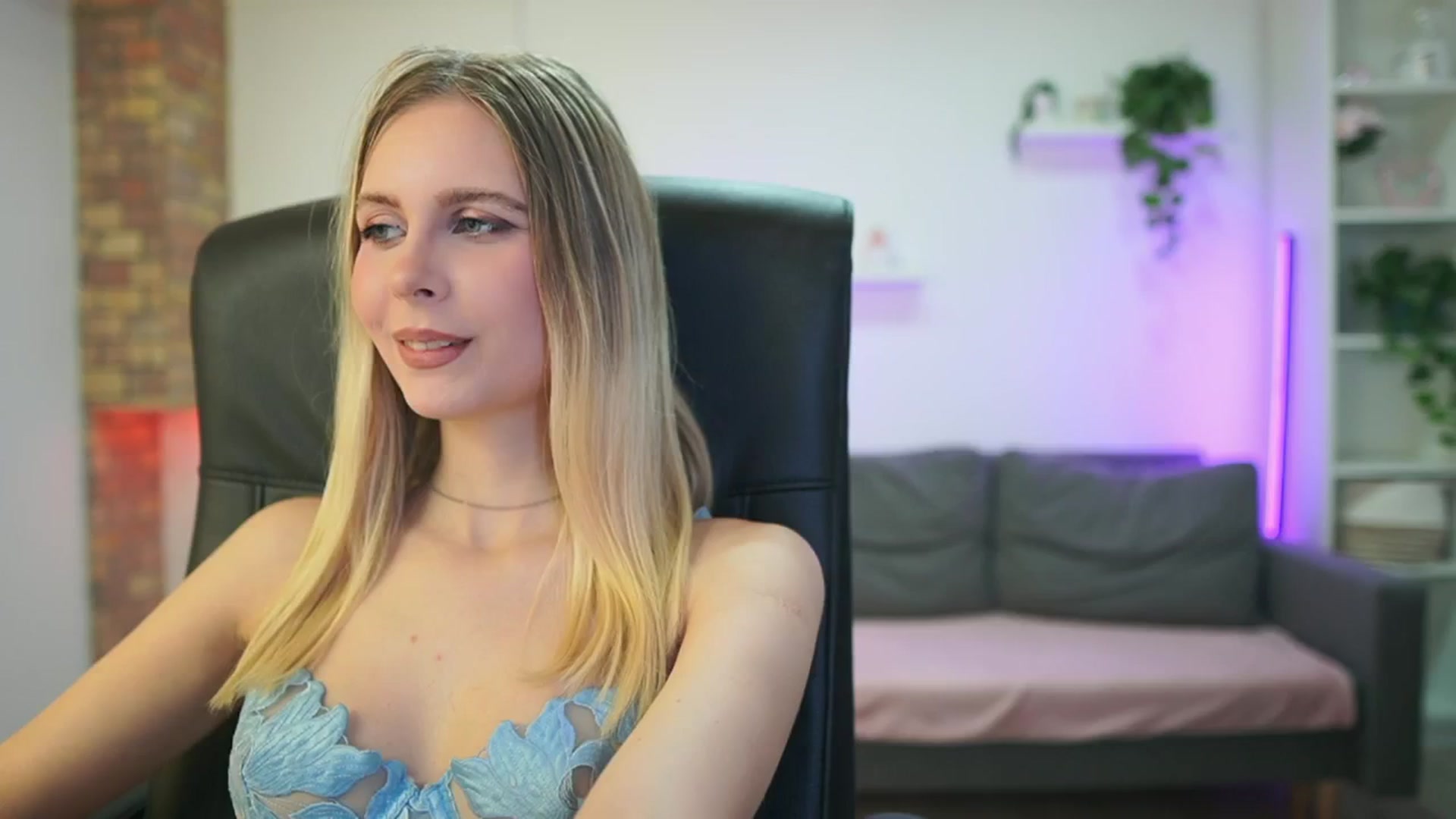 Gallery image thumbnail from Catecrago_'s myfreecams stream on, 02/06/2026, 12:40 image 10 of 20