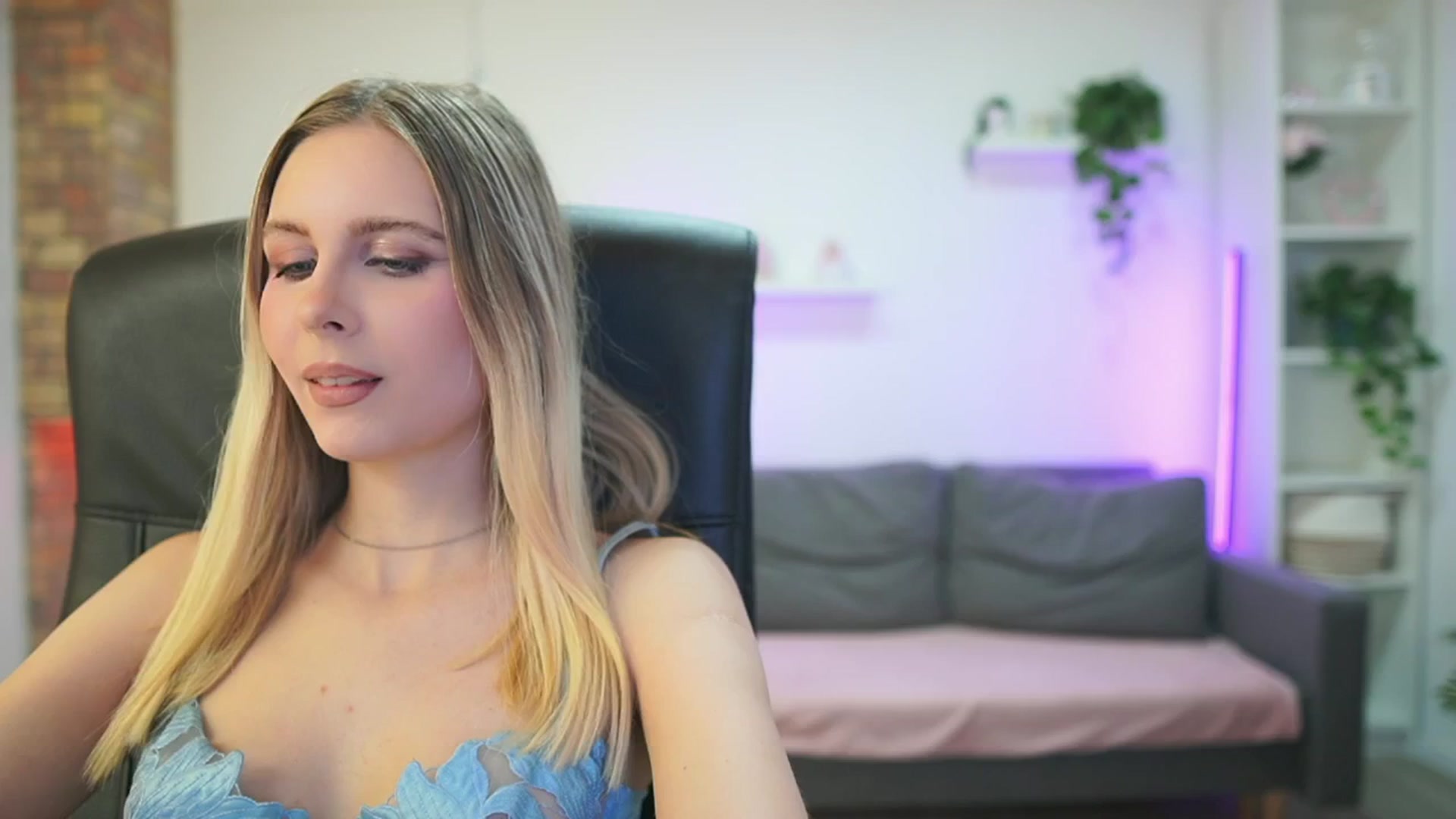Gallery image thumbnail from Catecrago_'s myfreecams stream on, 02/06/2026, 12:40 image 19 of 20