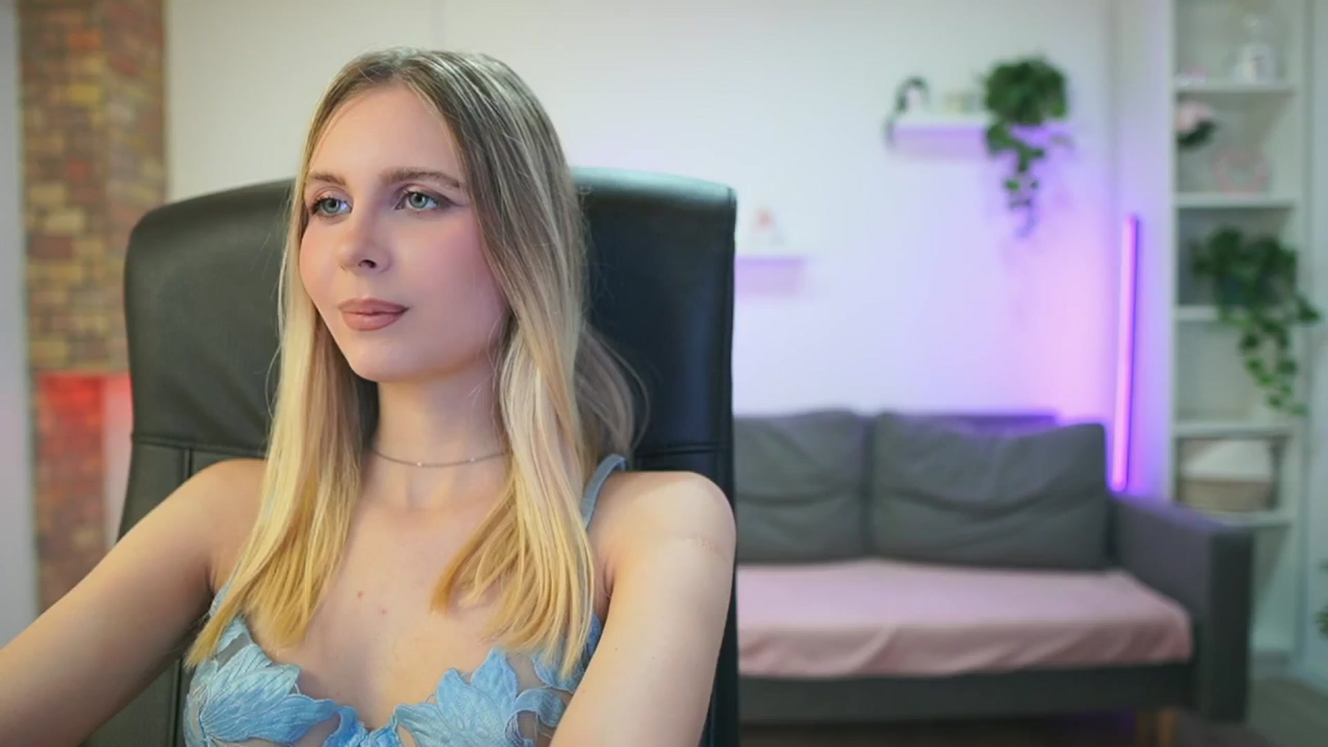 Gallery image thumbnail from Catecrago_'s myfreecams stream on, 02/06/2026, 12:40 image 16 of 20