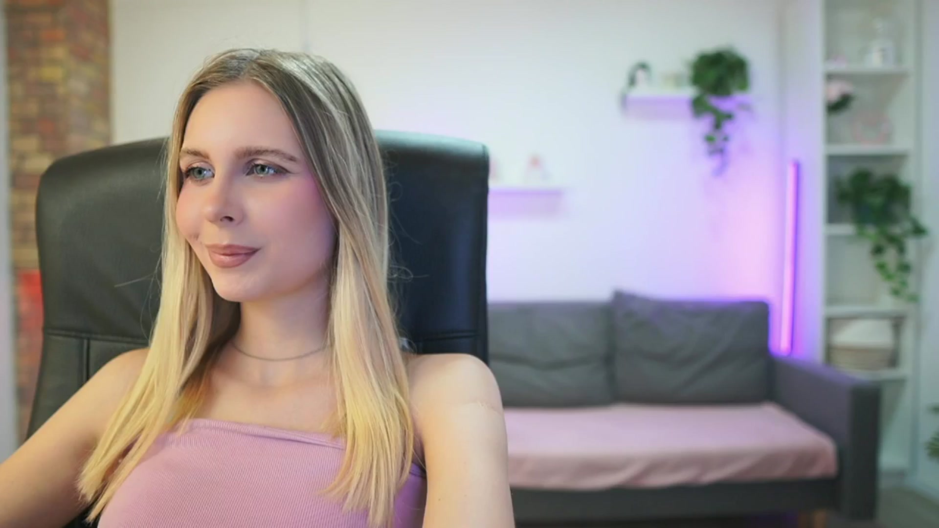 Gallery image thumbnail from Catecrago_'s myfreecams stream on, 02/06/2026, 13:52 image 10 of 20