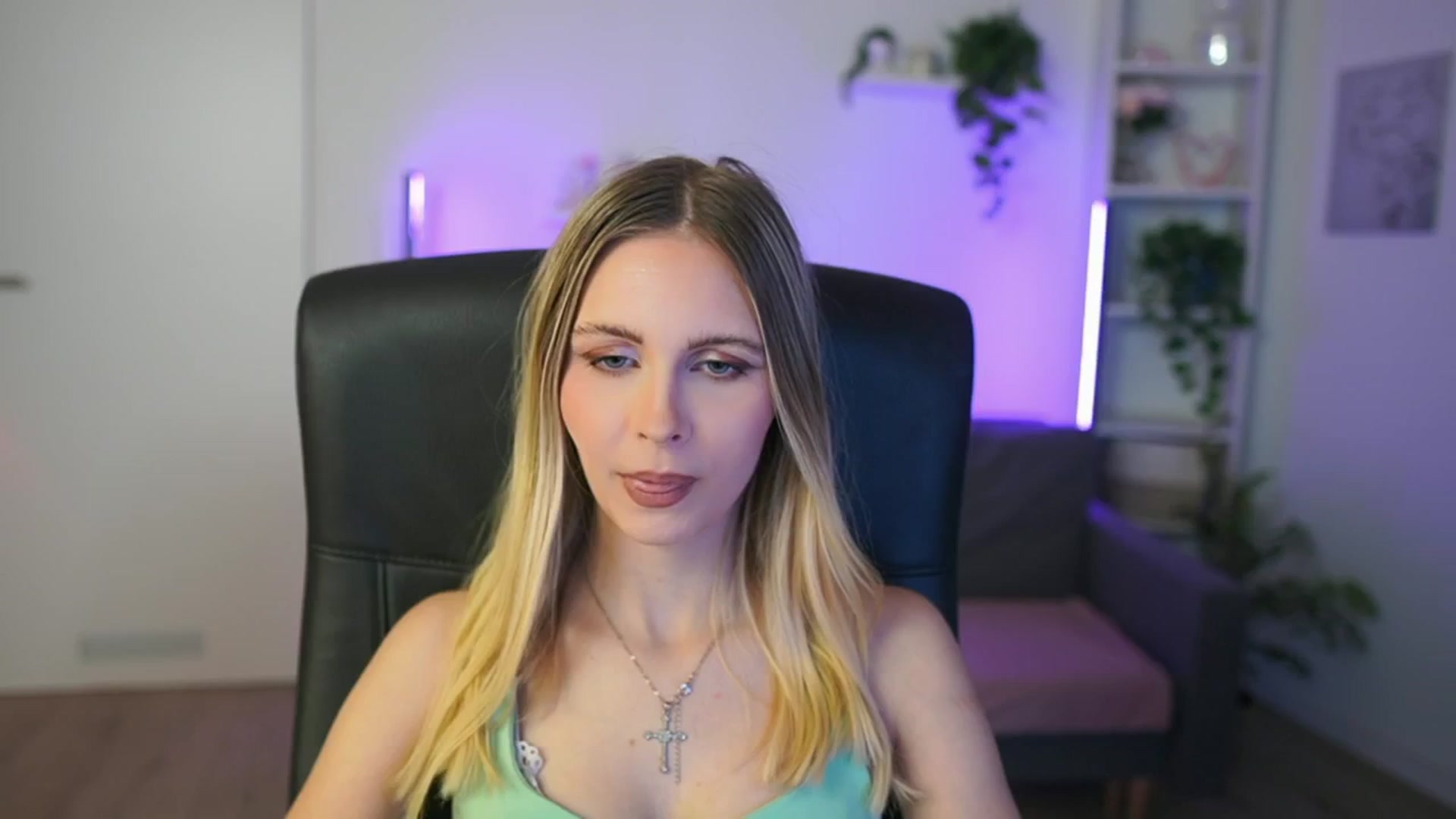 Gallery image thumbnail from Catecrago_'s myfreecams stream on, 02/09/2026, 14:37 image 3 of 20