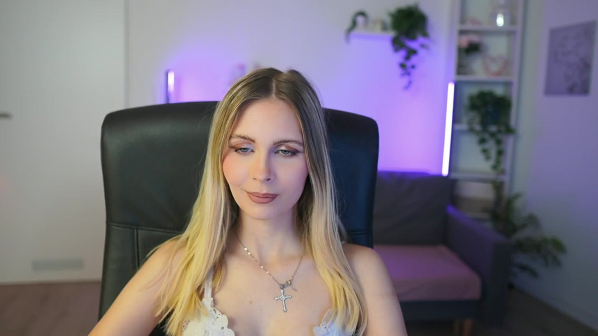 Gallery image thumbnail from Catecrago_'s myfreecams stream on, 02/09/2026, 14:37 image 15 of 20