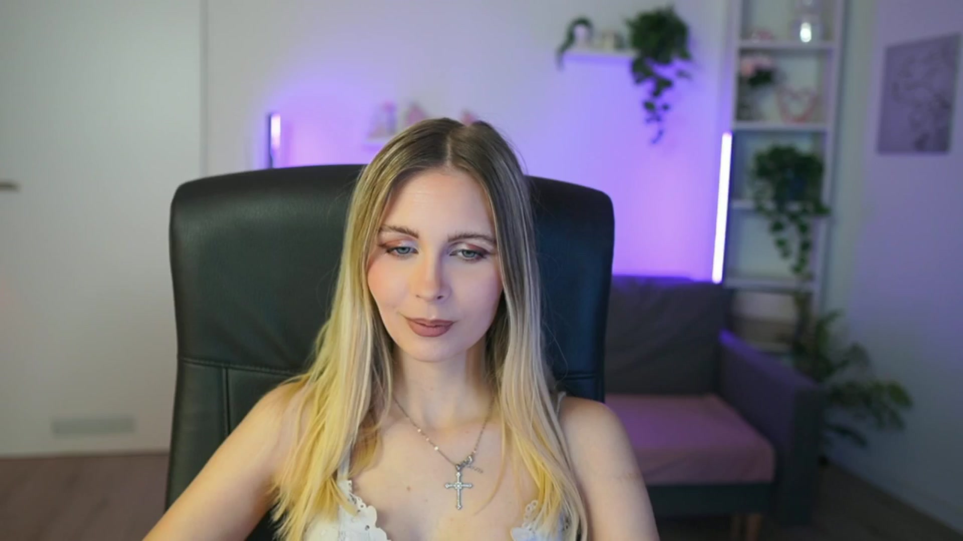 Gallery image thumbnail from Catecrago_'s myfreecams stream on, 02/09/2026, 14:37 image 20 of 20