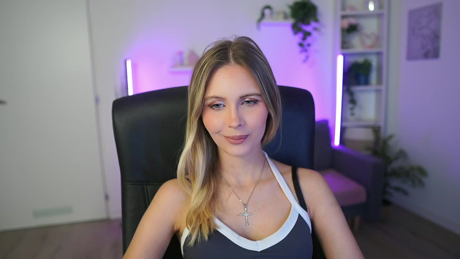 Gallery image thumbnail from Catecrago_'s myfreecams stream on, 02/15/2026, 14:50 image 6 of 20