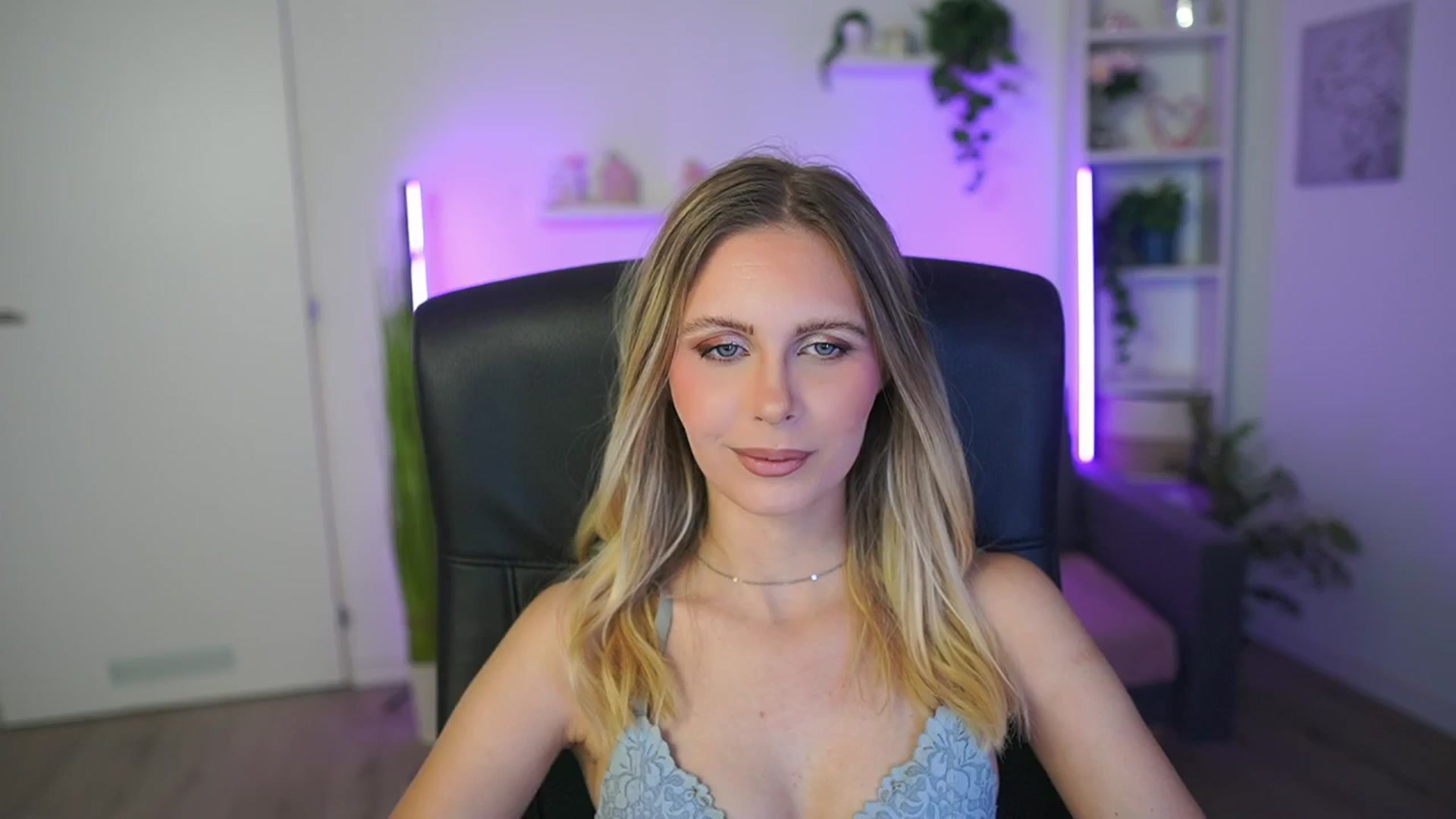 Gallery image thumbnail from Catecrago_'s myfreecams stream on, 02/17/2026, 14:56 image 18 of 20