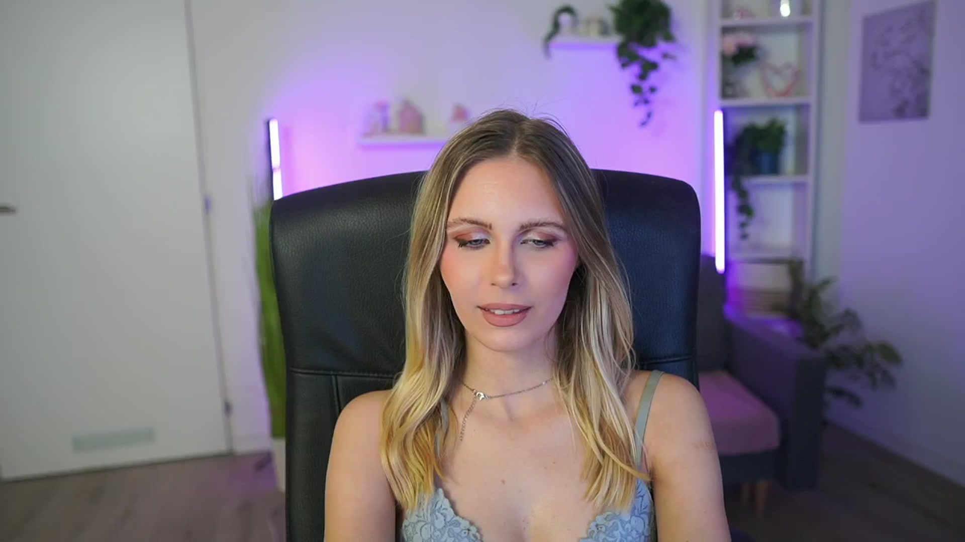 Gallery image thumbnail from Catecrago_'s myfreecams stream on, 02/17/2026, 17:42 image 20 of 20