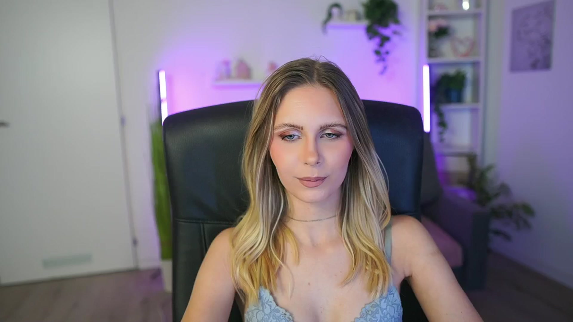 Gallery image thumbnail from Catecrago_'s myfreecams stream on, 02/17/2026, 18:35 image 5 of 20