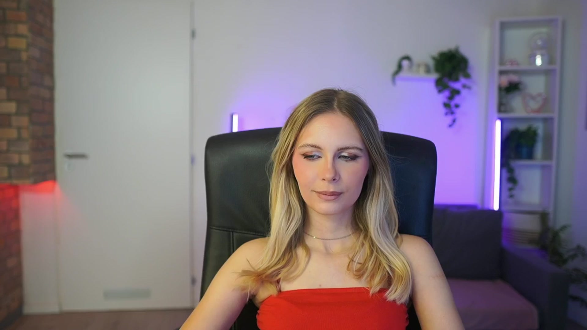 Gallery image thumbnail from Catecrago_'s myfreecams stream on, 02/20/2026, 12:33 image 2 of 20