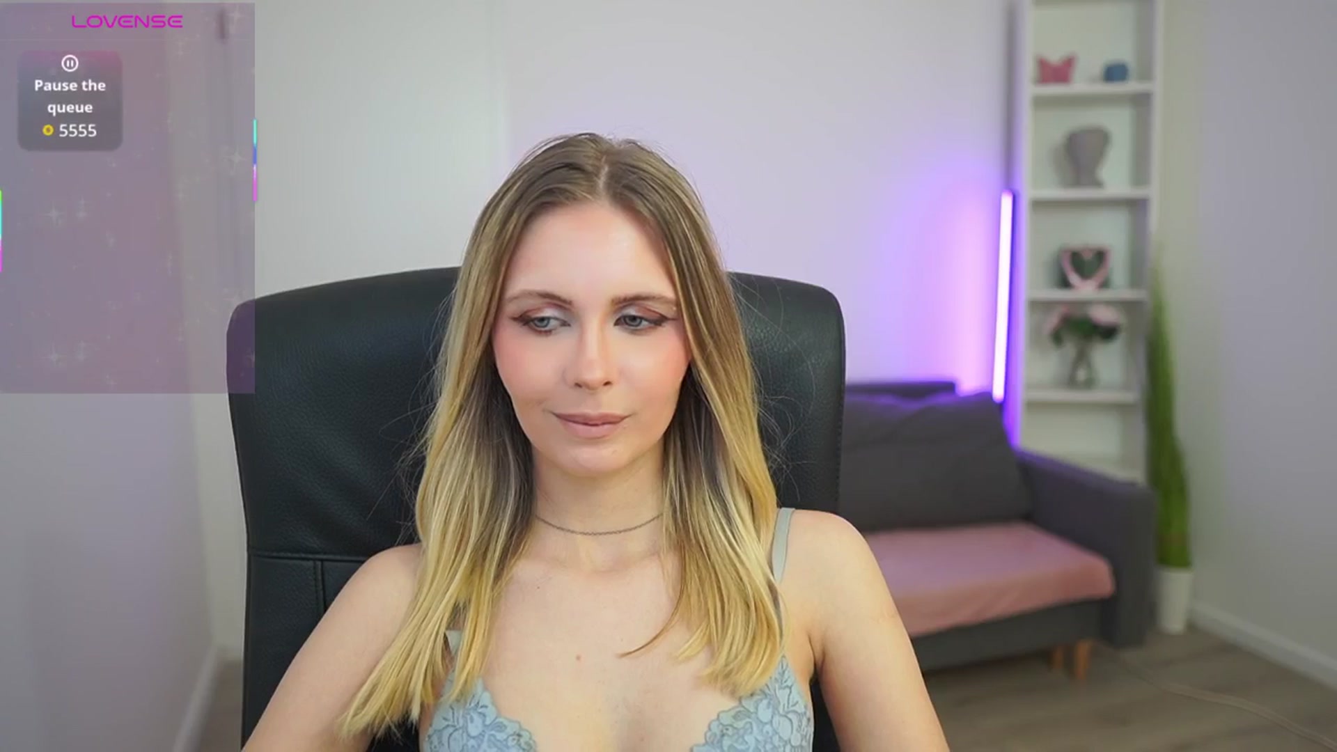 Gallery image thumbnail from Catecrago_'s myfreecams stream on, 03/04/2026, 12:32 image 7 of 20