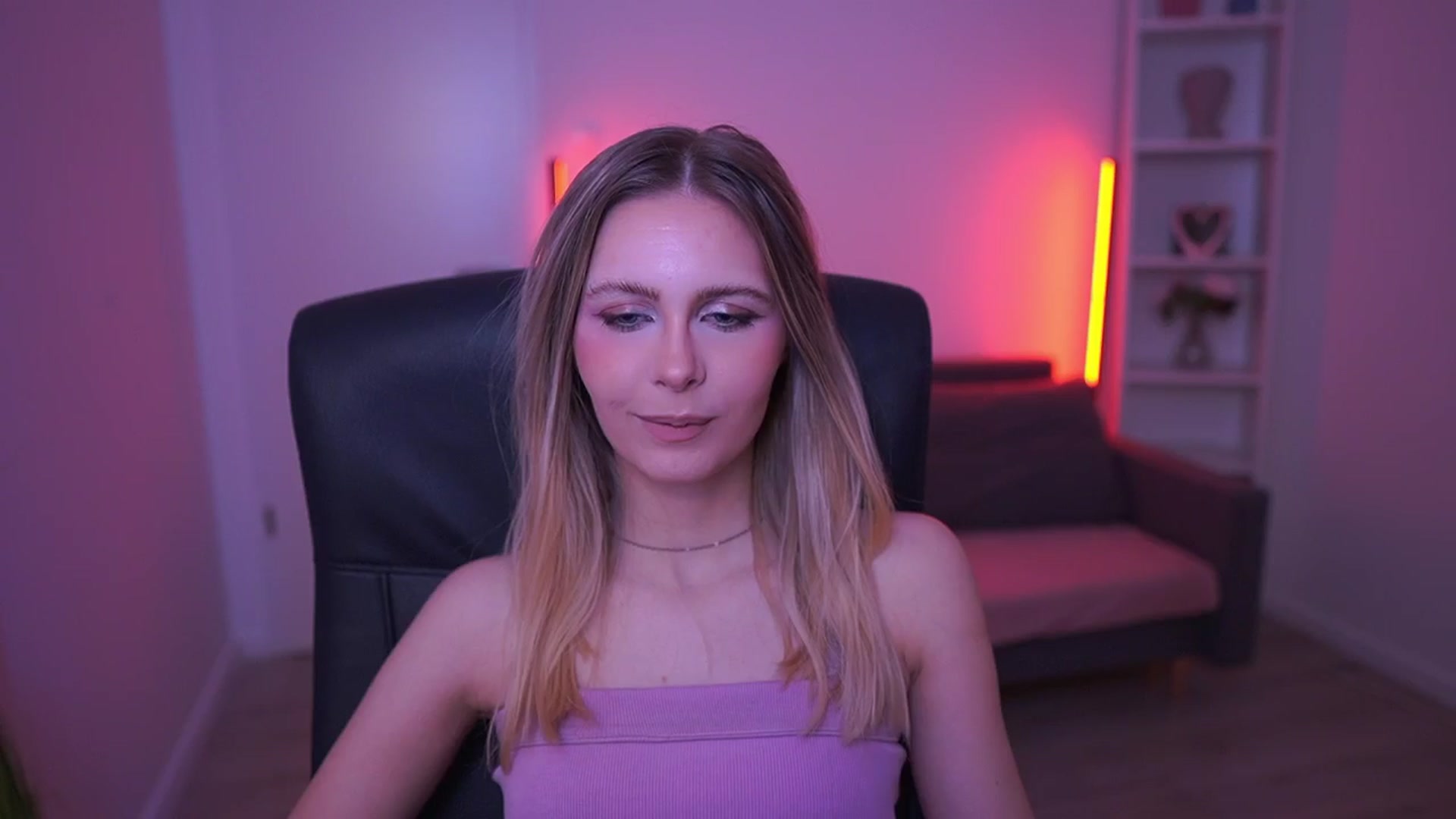 Gallery image thumbnail from Catecrago_'s myfreecams stream on, 03/06/2026, 09:18 image 2 of 20