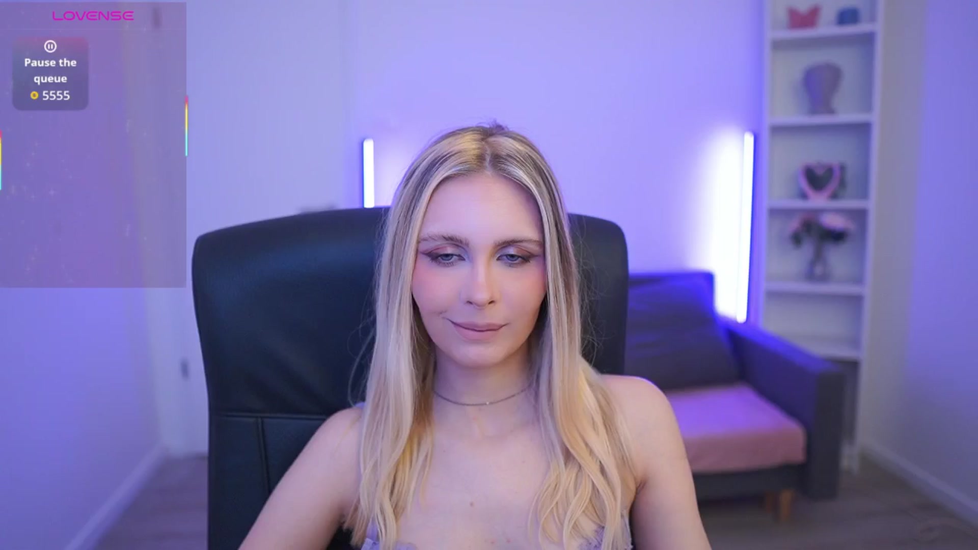 Gallery image thumbnail from Catecrago_'s myfreecams stream on, 03/10/2026, 13:16 image 3 of 20