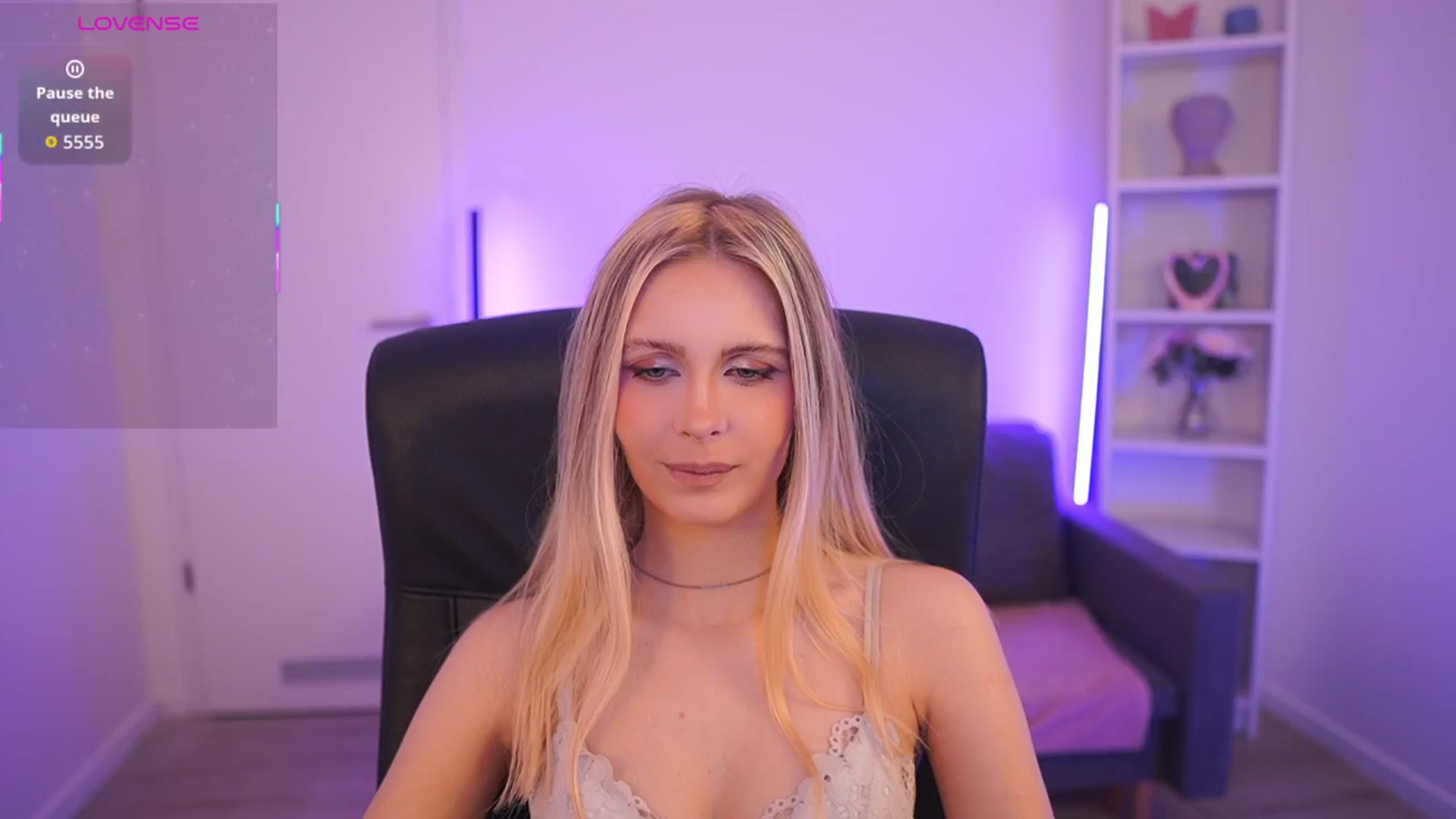 Gallery image thumbnail from Catecrago_'s myfreecams stream on, 03/13/2026, 11:10 image 4 of 20