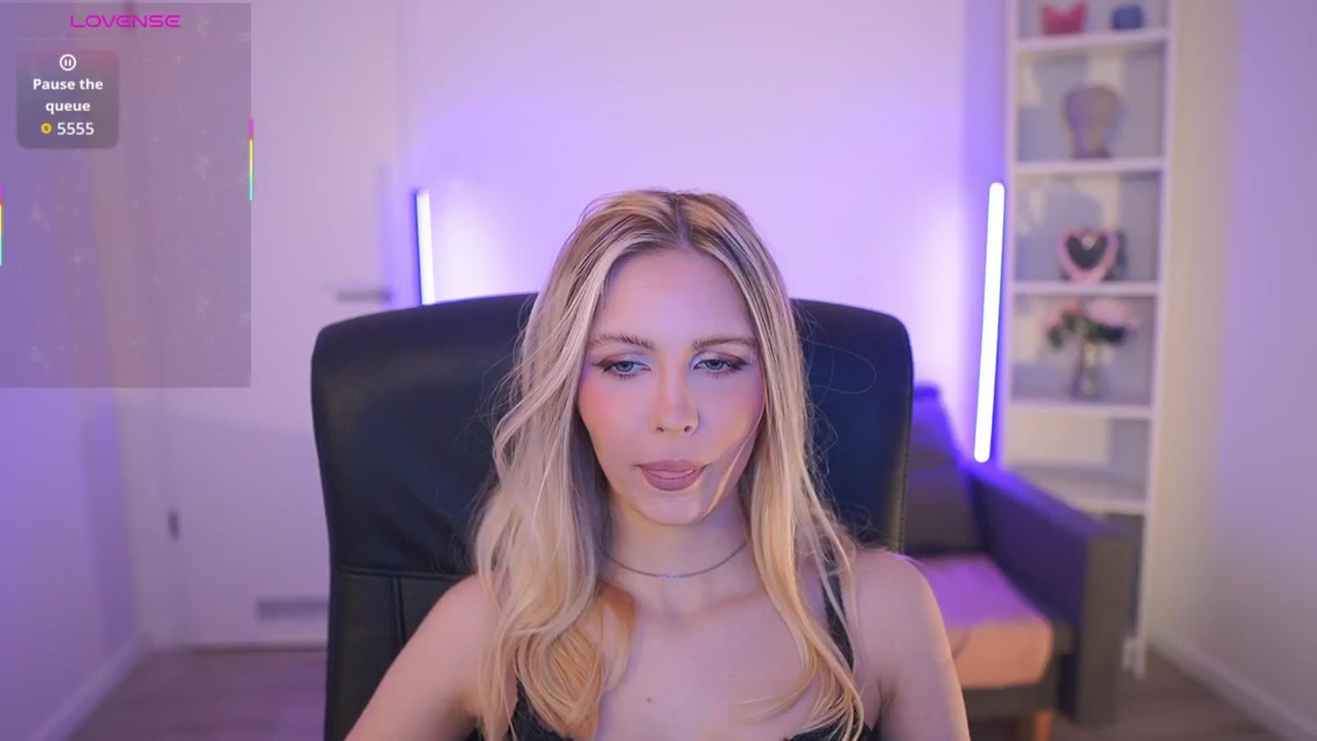 Gallery image thumbnail from Catecrago_'s myfreecams stream on, 03/16/2026, 12:35 image 11 of 20