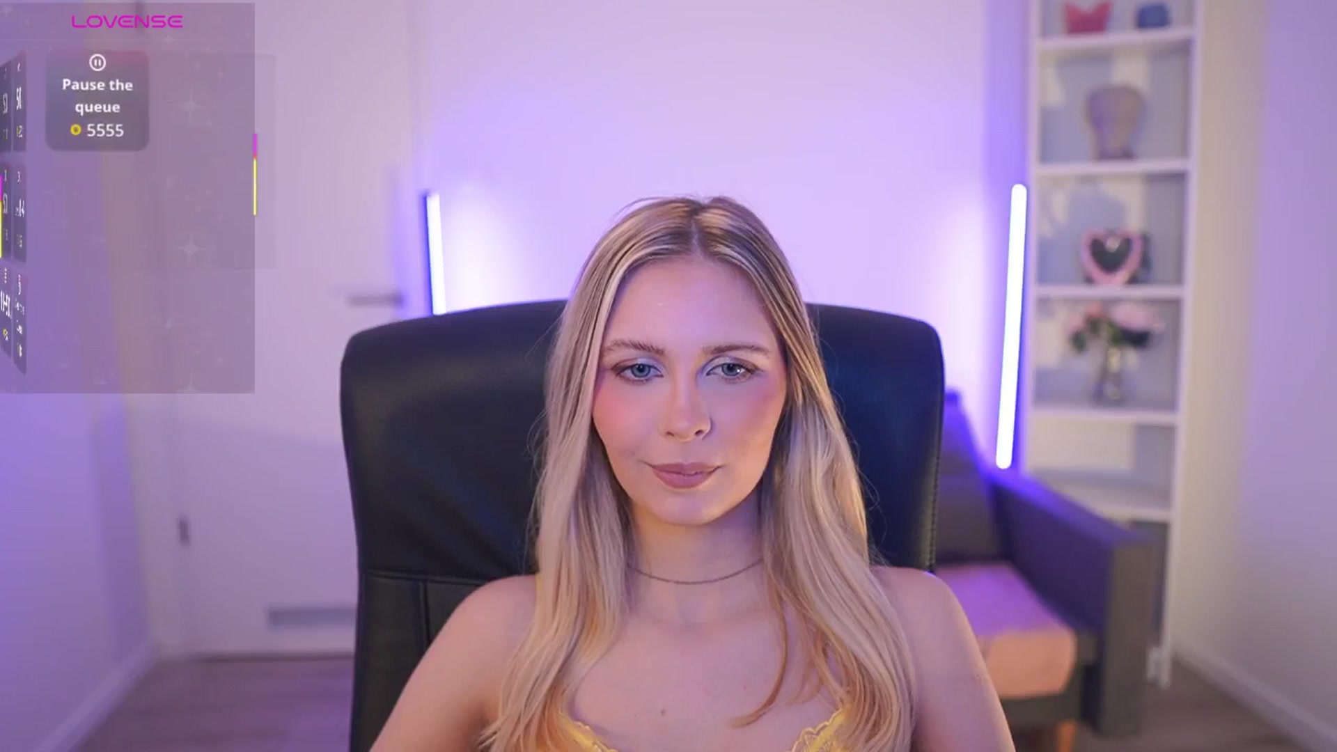 Gallery image thumbnail from Catecrago_'s myfreecams stream on, 03/17/2026, 13:34 image 11 of 20