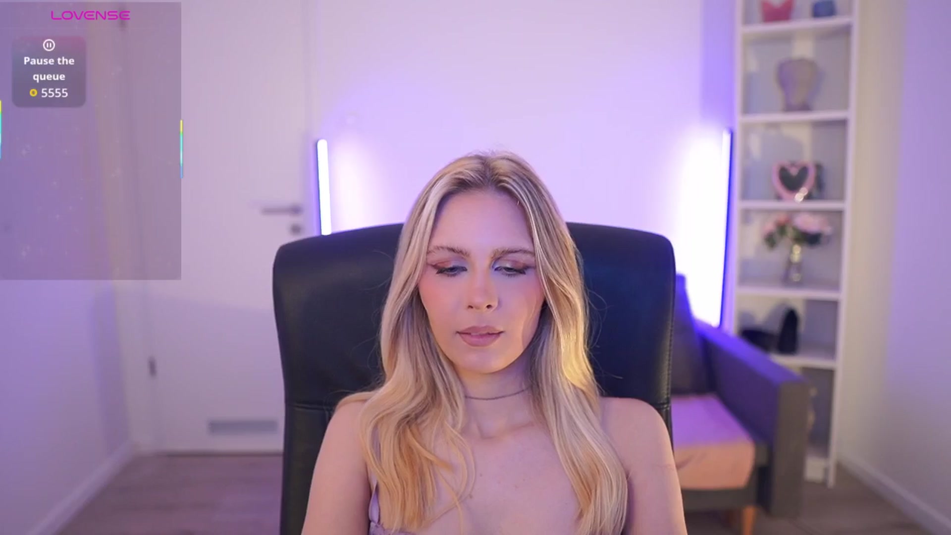 Gallery image thumbnail from Catecrago_'s myfreecams stream on, 03/19/2026, 11:14 image 20 of 20