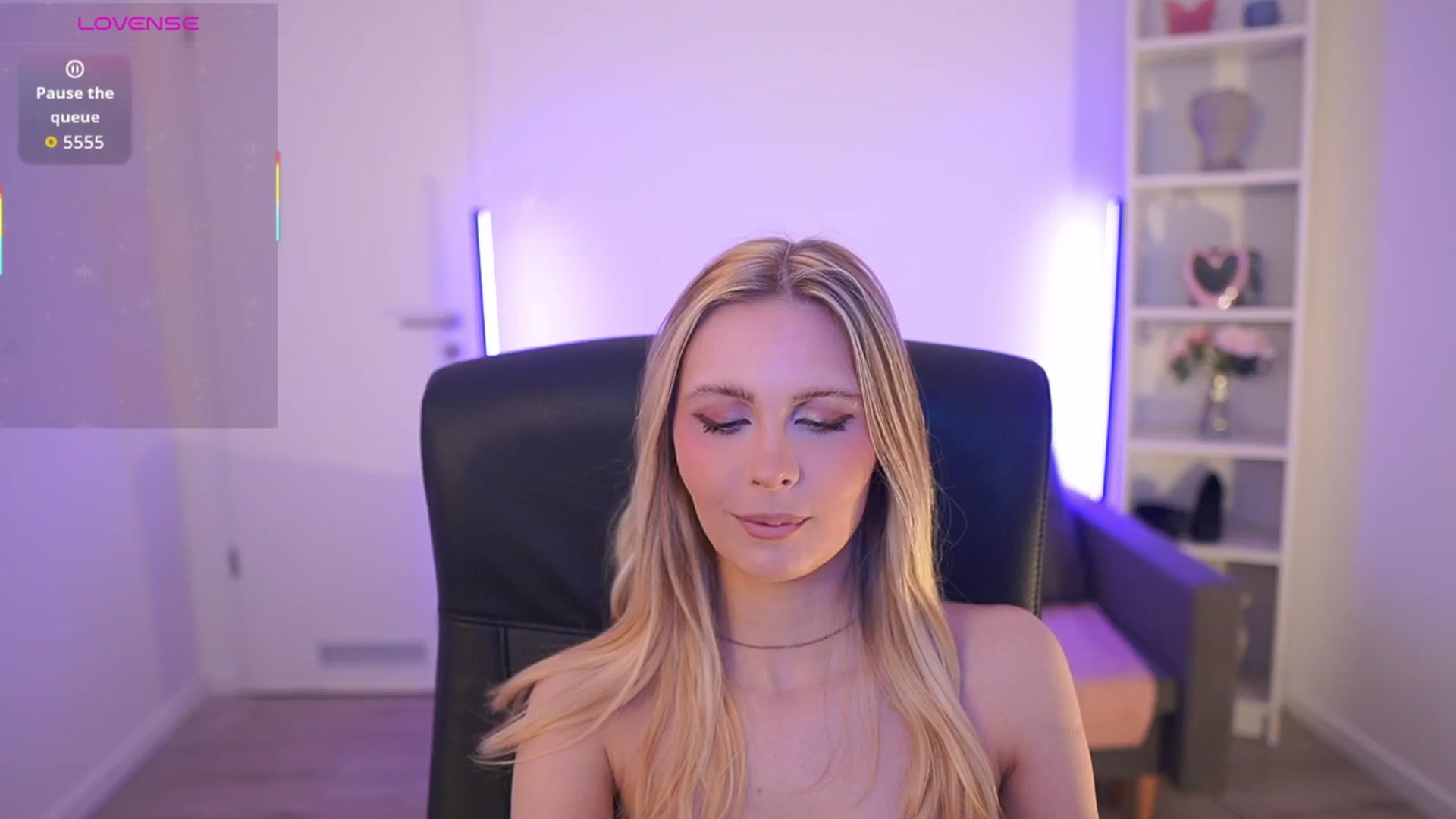 Gallery image thumbnail from Catecrago_'s myfreecams stream on, 03/20/2026, 13:04 image 13 of 20