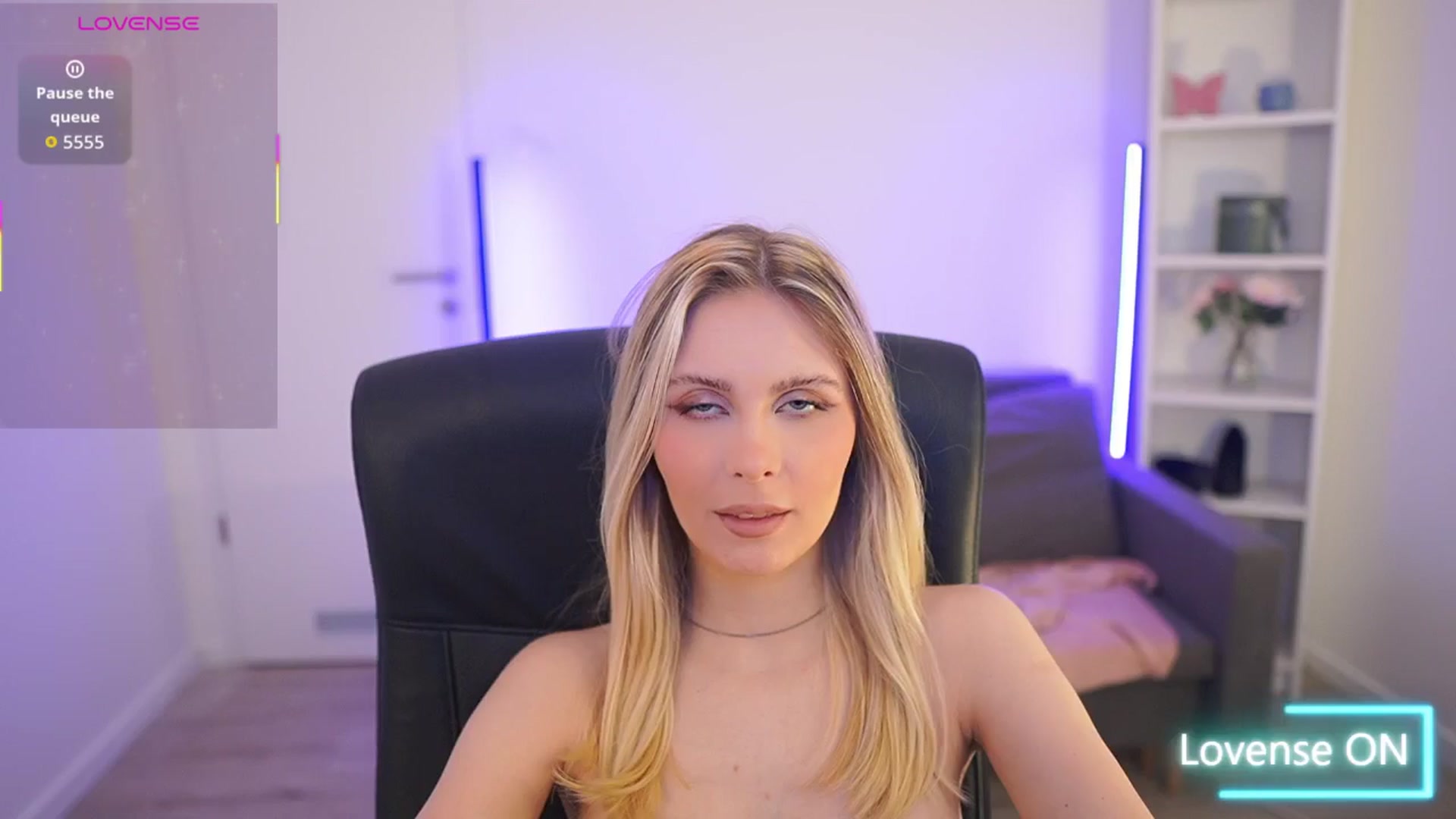 Gallery image thumbnail from Catecrago_'s myfreecams stream on, 03/30/2026, 12:29 image 12 of 20