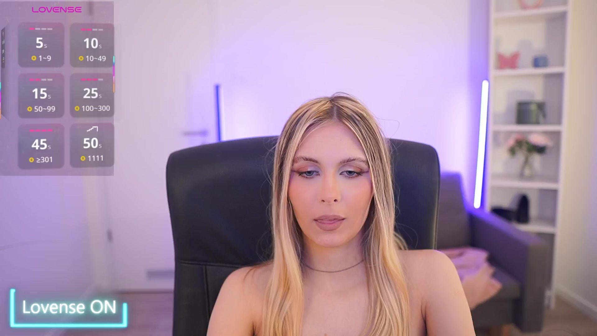 Gallery image thumbnail from Catecrago_'s myfreecams stream on, 04/01/2026, 12:27 image 1 of 20