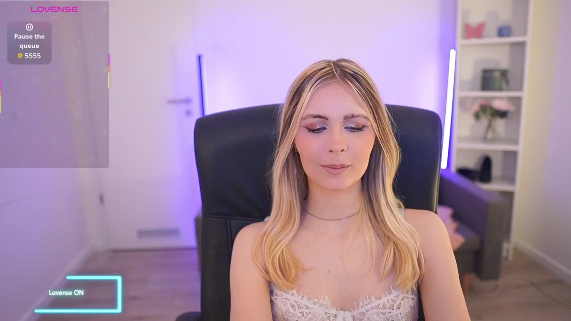 Gallery image thumbnail from Catecrago_'s myfreecams stream on, 04/02/2026, 11:59 image 5 of 20