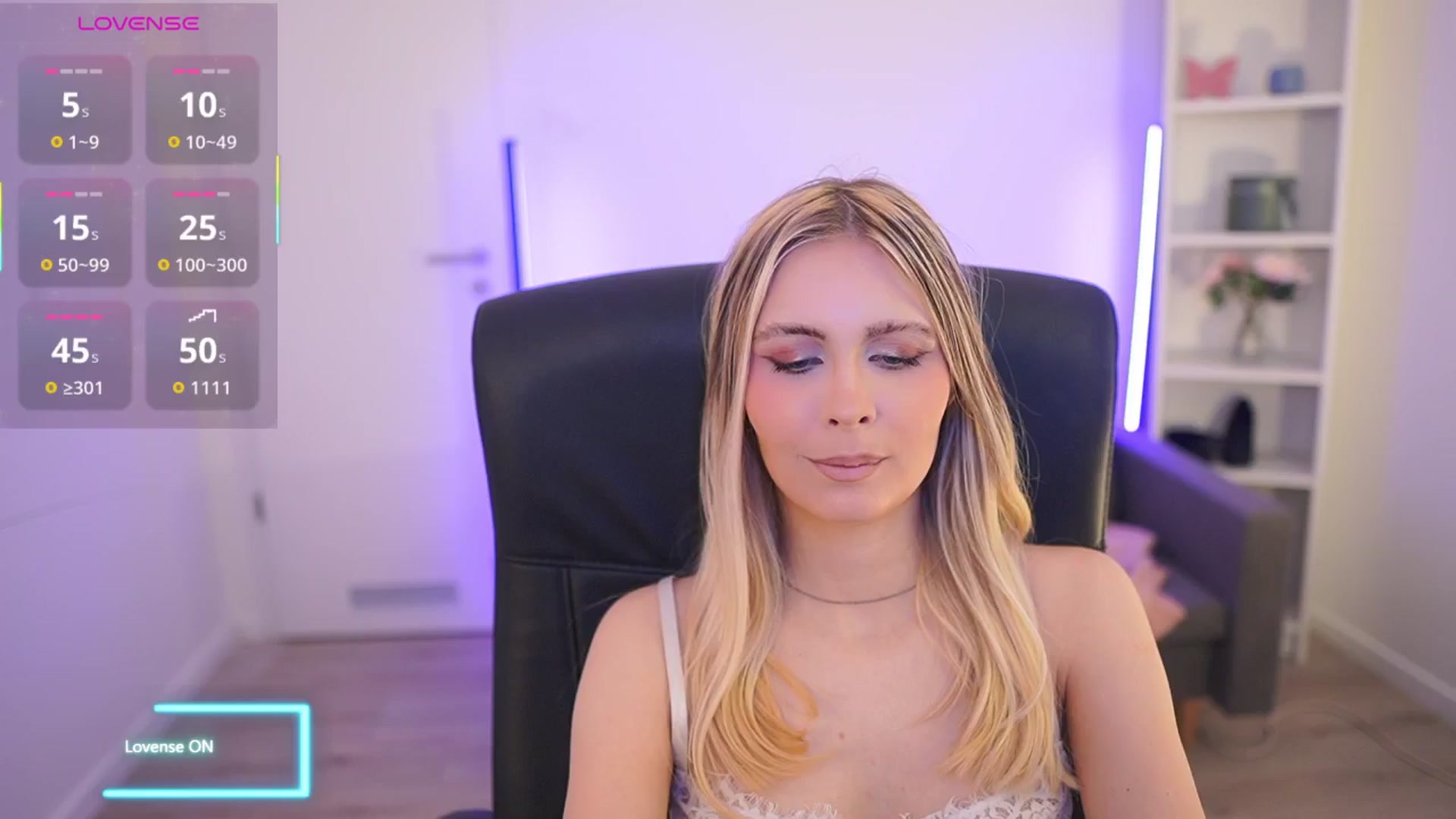 Gallery image thumbnail from Catecrago_'s myfreecams stream on, 04/02/2026, 12:39 image 1 of 20