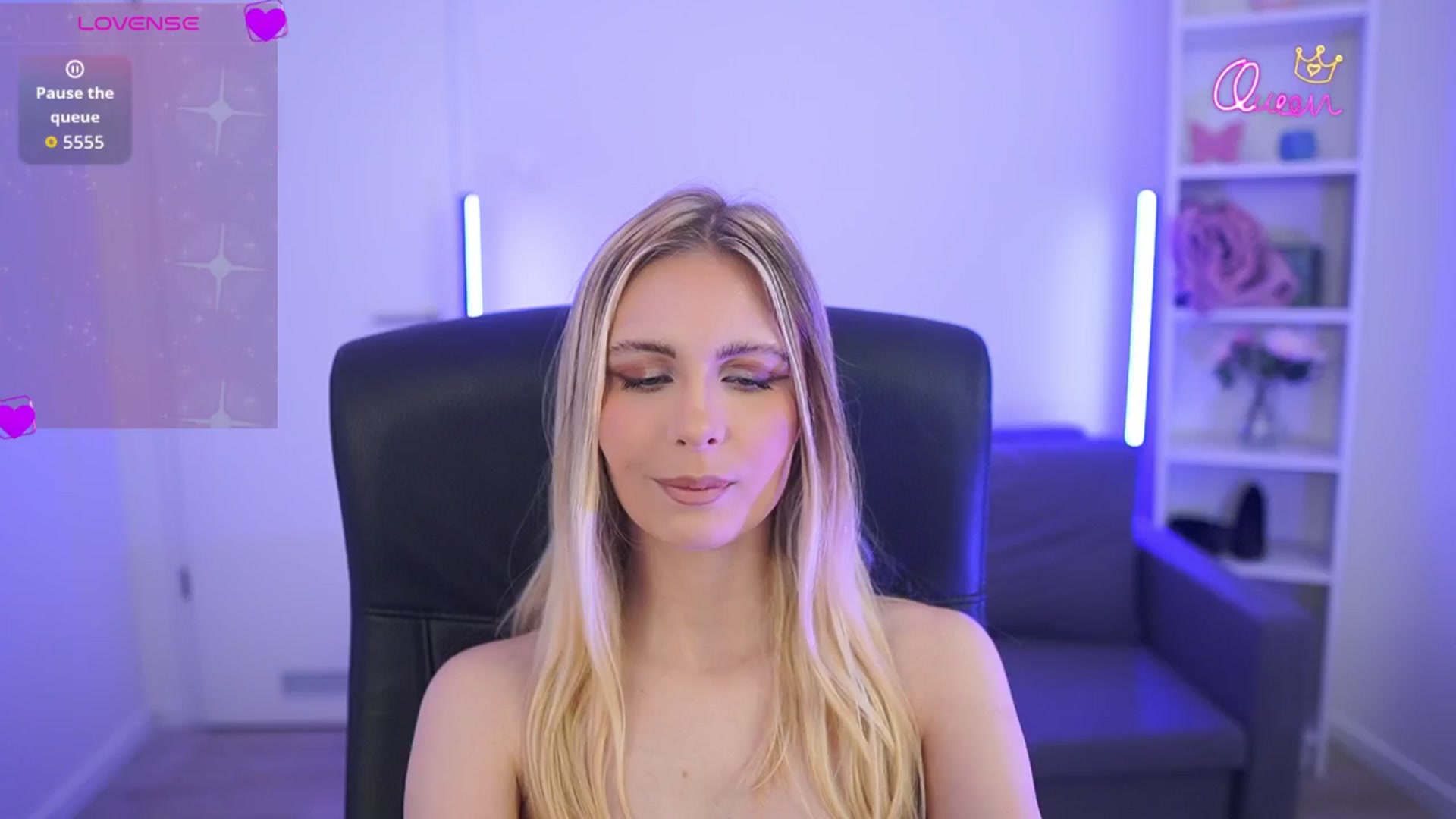 Gallery image thumbnail from Catecrago_'s myfreecams stream on, 04/08/2026, 10:22 image 7 of 20
