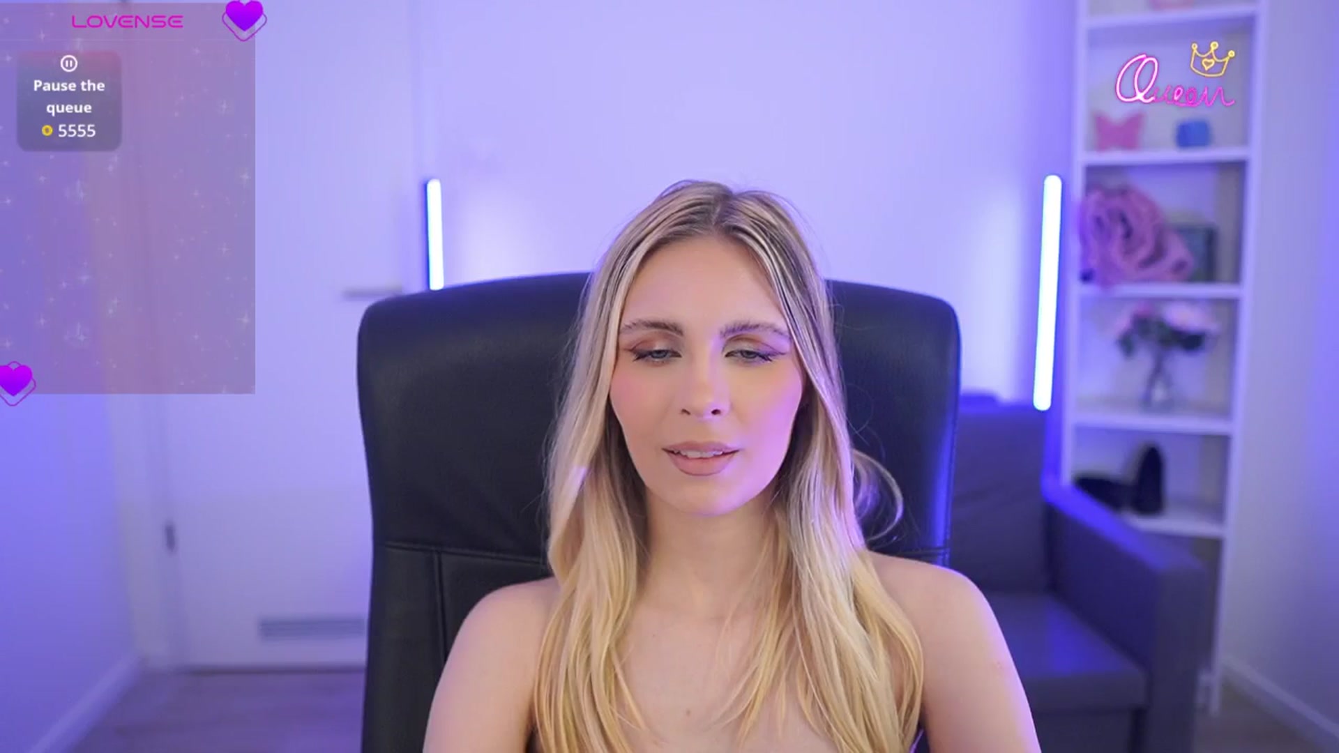 Gallery image thumbnail from Catecrago_'s myfreecams stream on, 04/08/2026, 12:01 image 6 of 20