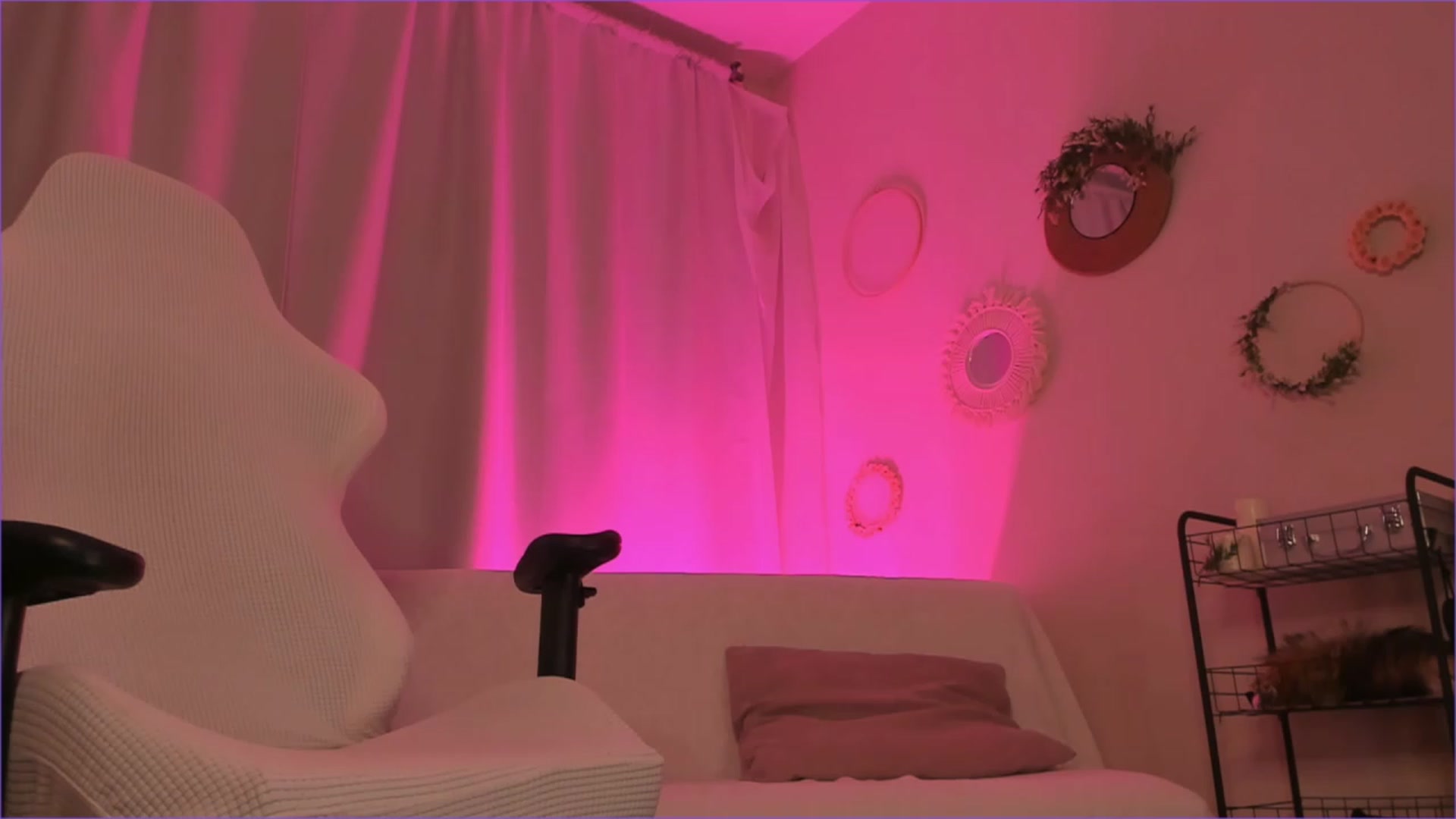 Gallery image thumbnail from Cathelyn's myfreecams stream on, 11/15/2022, 19:12 image 10 of 20