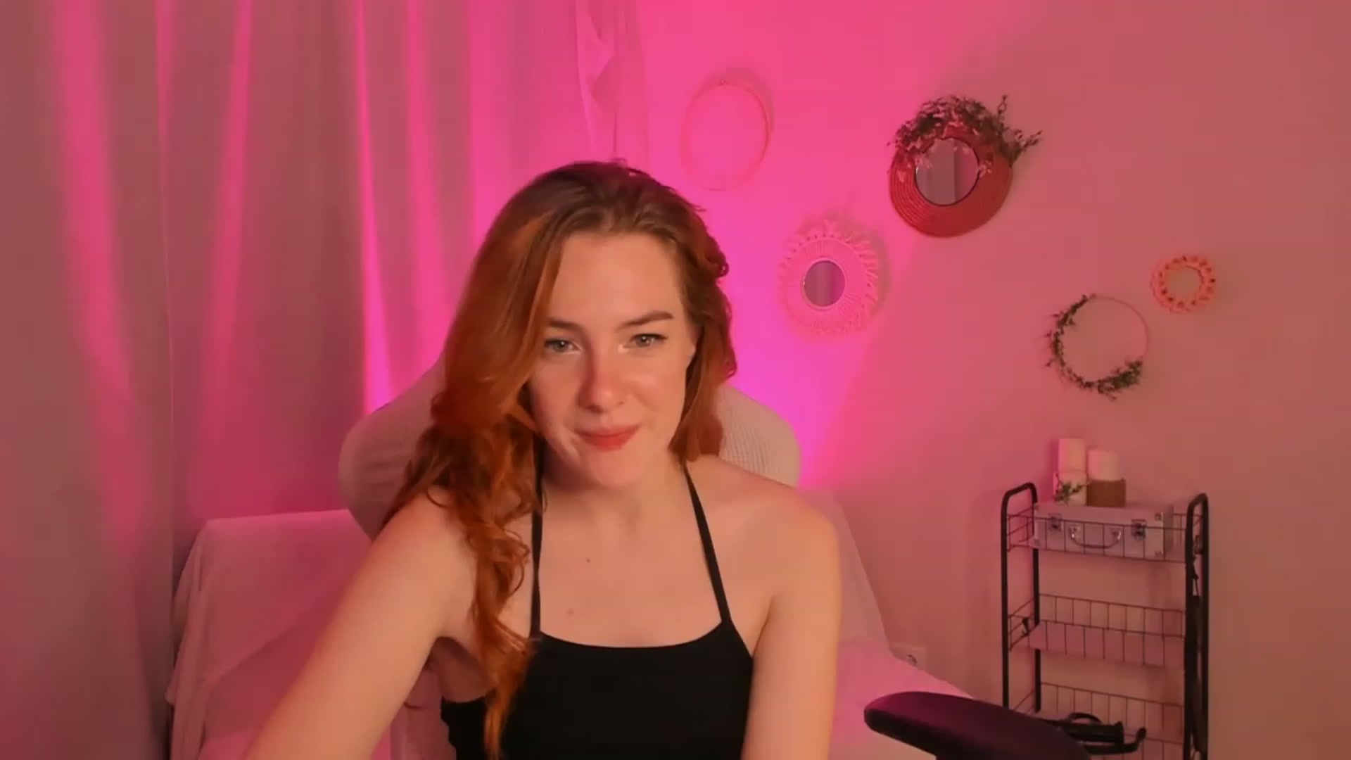 Gallery image thumbnail from Cathelyn's myfreecams stream on, 11/22/2022, 05:27 image 10 of 20