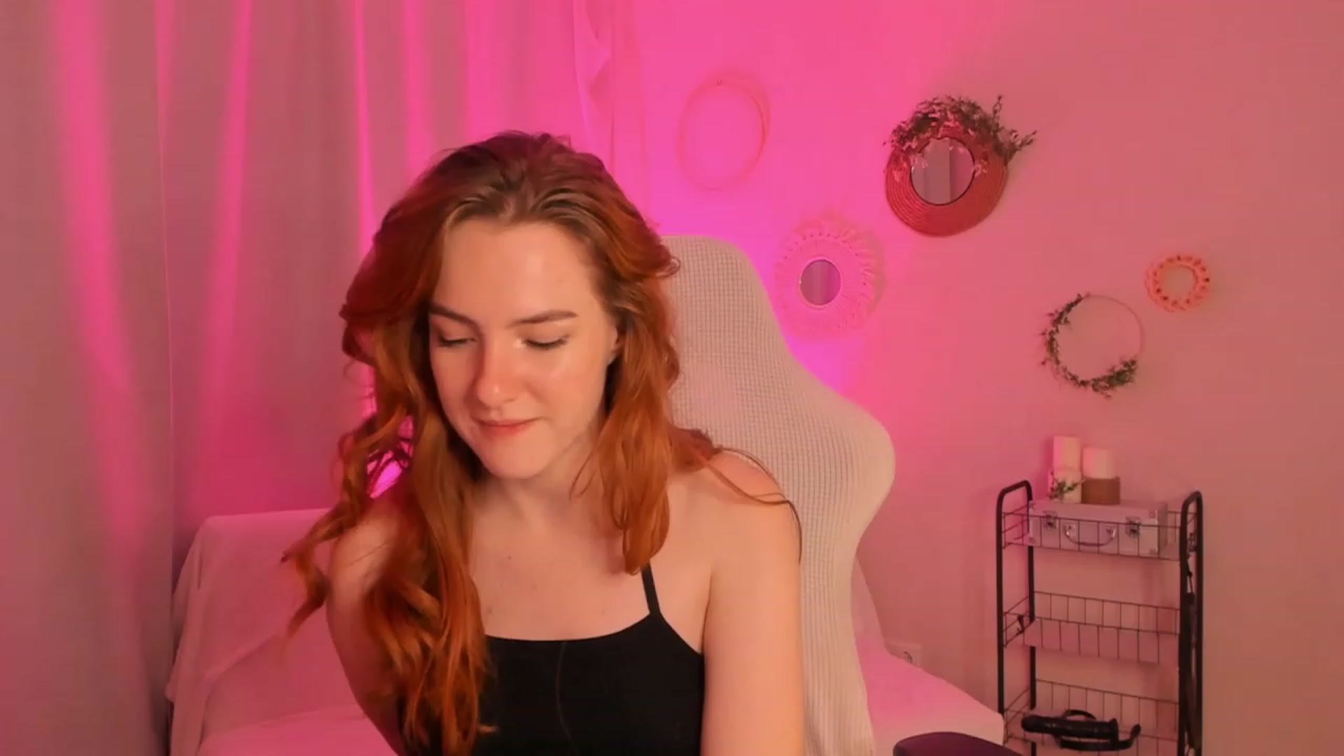Gallery image thumbnail from Cathelyn's myfreecams stream on, 11/22/2022, 05:27 image 12 of 20