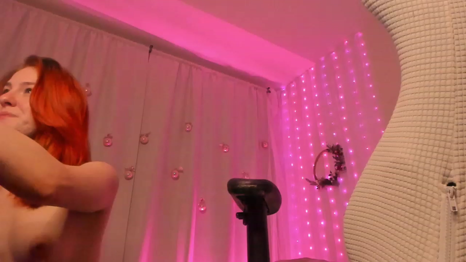 Gallery image thumbnail from Cathelyn's myfreecams stream on, 12/06/2022, 02:11 image 18 of 20