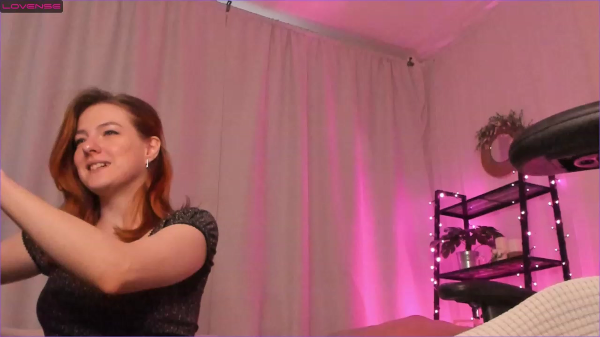 Gallery image thumbnail from Cathelyn's myfreecams stream on, 01/10/2023, 09:01 image 19 of 20