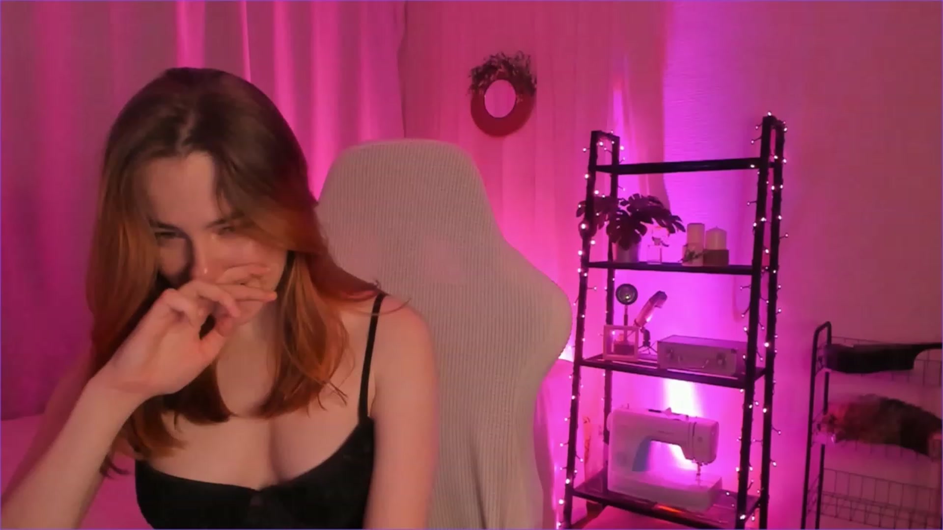 Gallery image thumbnail from Cathelyn's myfreecams stream on, 03/15/2023, 08:03 image 15 of 20