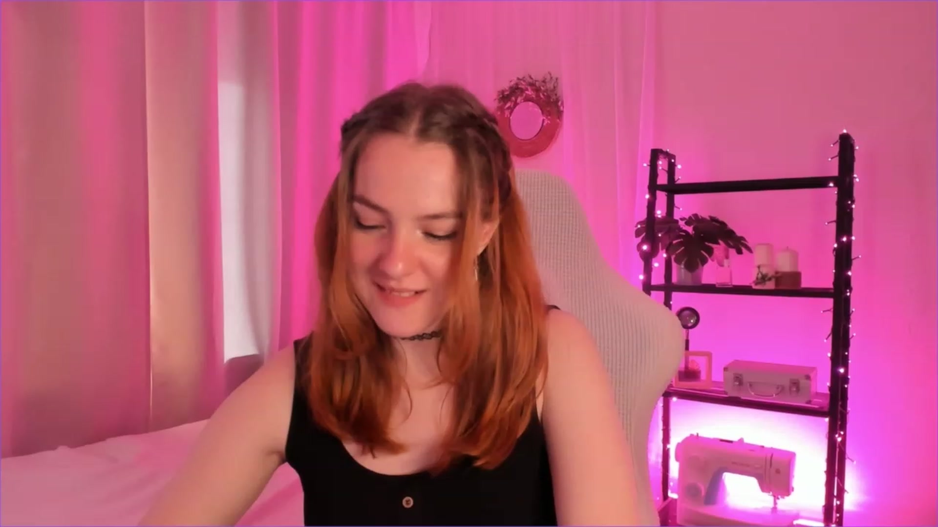 Gallery image thumbnail from Cathelyn's myfreecams stream on, 03/25/2023, 07:33 image 14 of 20