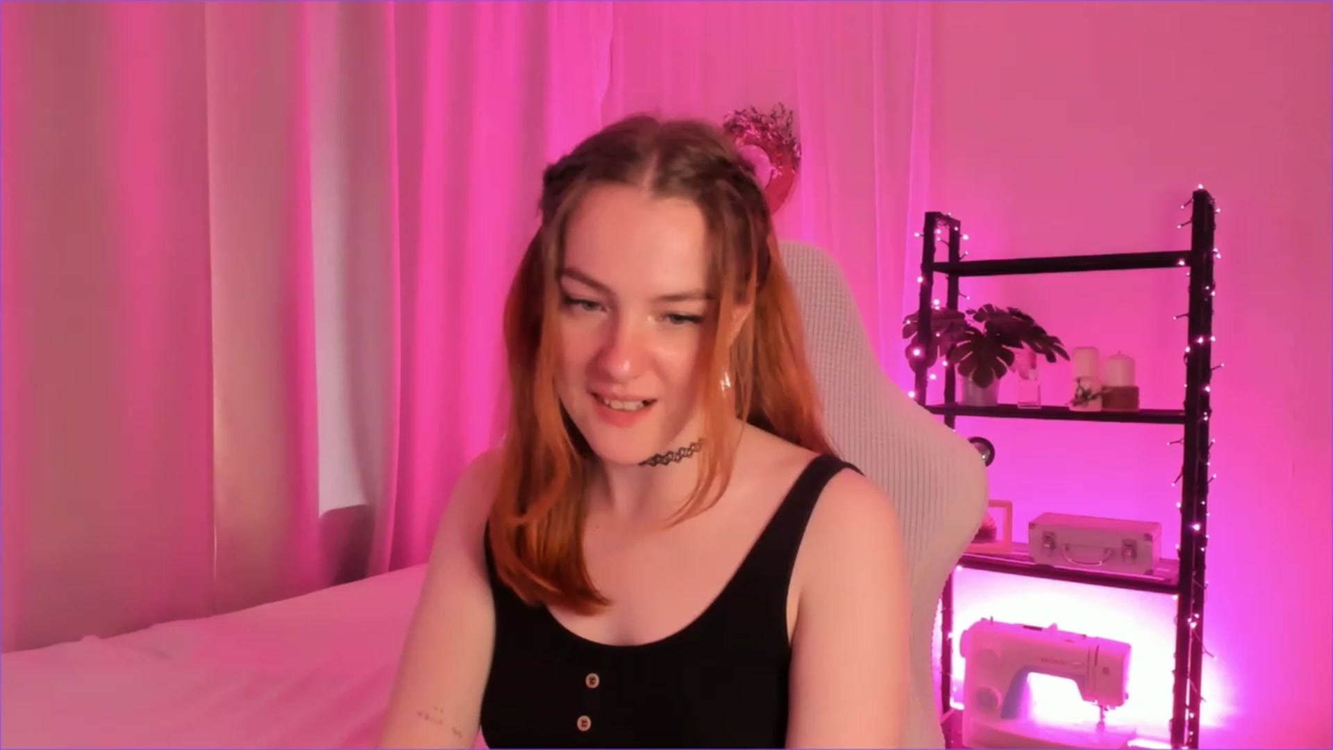 Gallery image thumbnail from Cathelyn's myfreecams stream on, 03/25/2023, 07:33 image 20 of 20