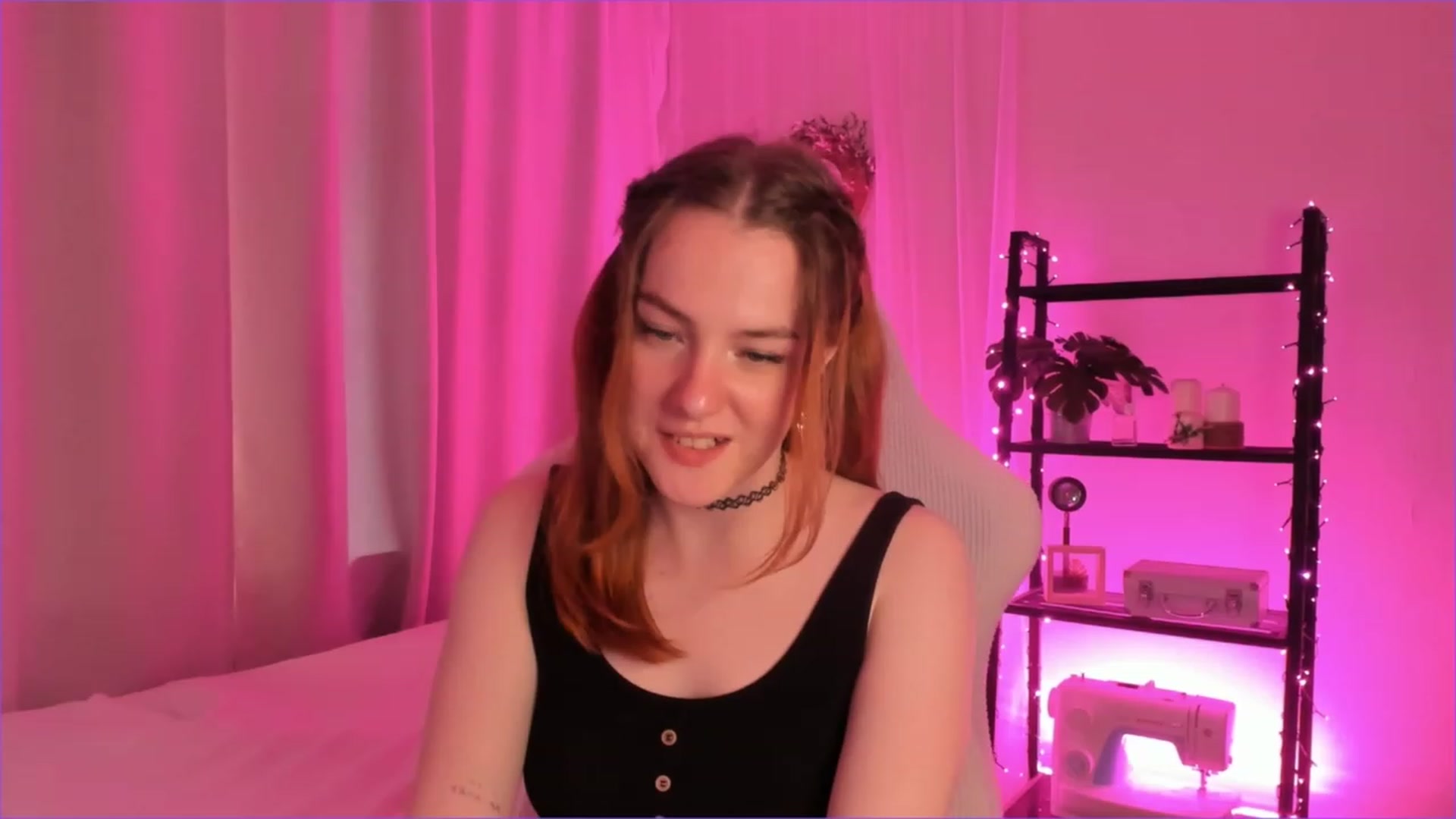 Gallery image thumbnail from Cathelyn's myfreecams stream on, 03/25/2023, 07:33 image 19 of 20