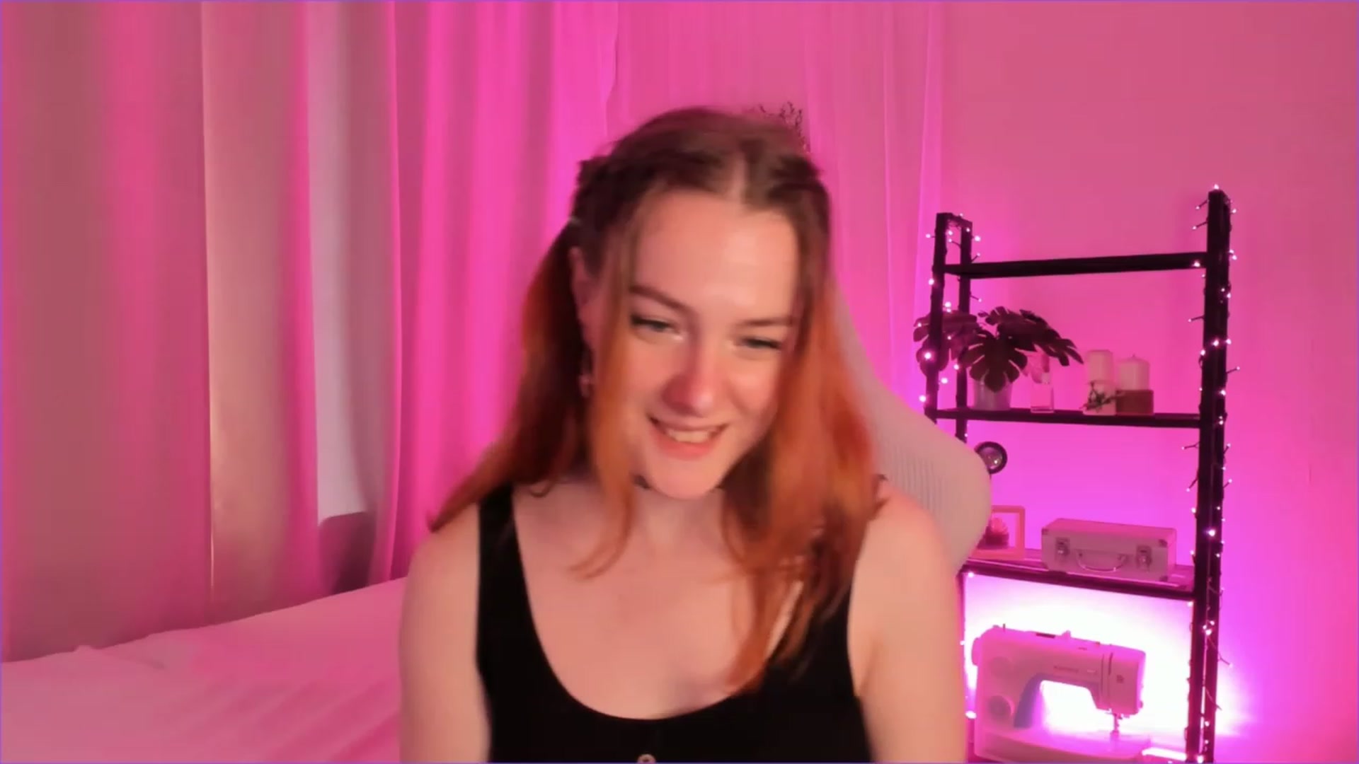 Gallery image thumbnail from Cathelyn's myfreecams stream on, 03/25/2023, 07:33 image 12 of 20