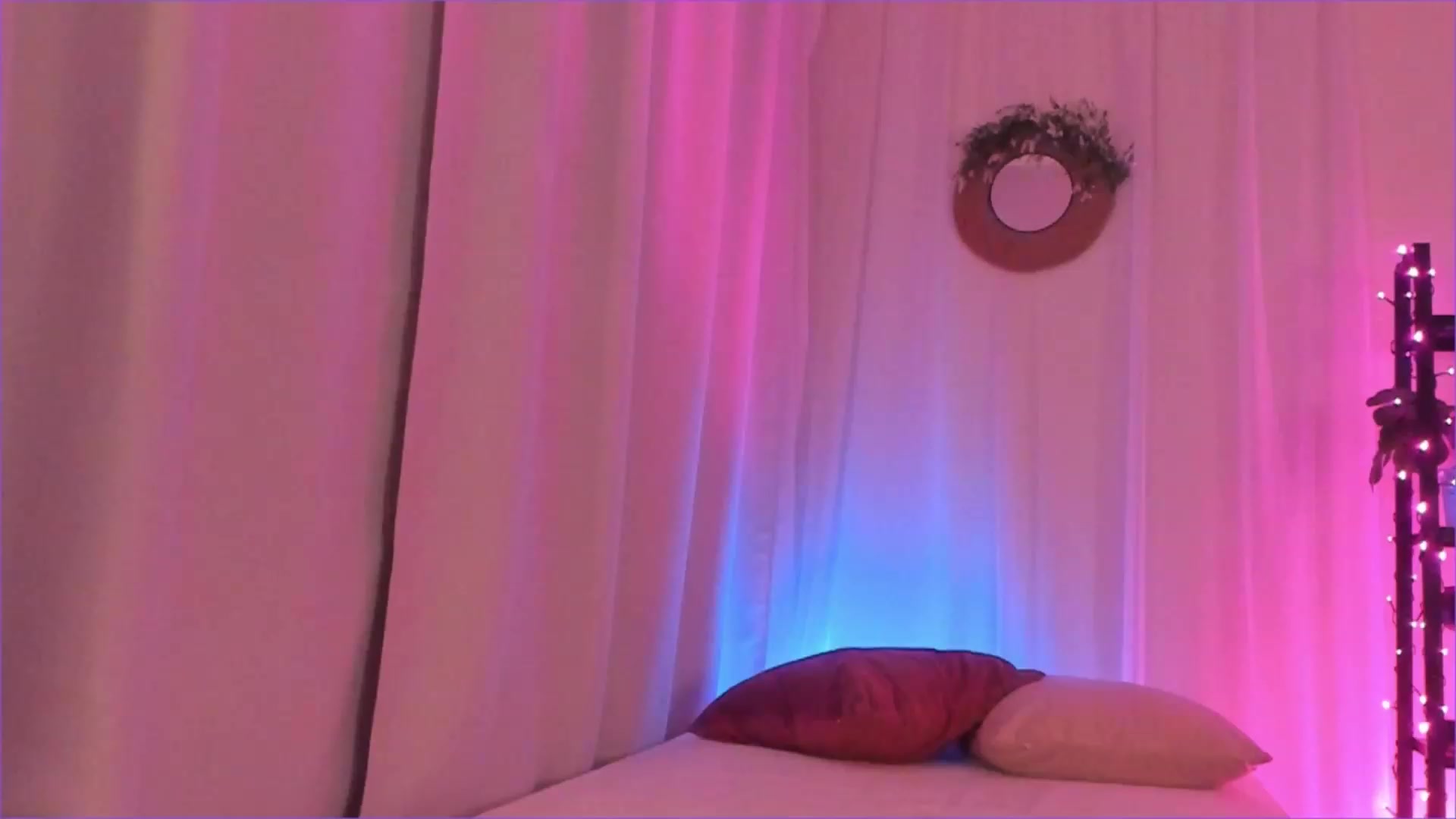 Gallery image thumbnail from Cathelyn's myfreecams stream on, 04/19/2023, 02:57 image 17 of 20