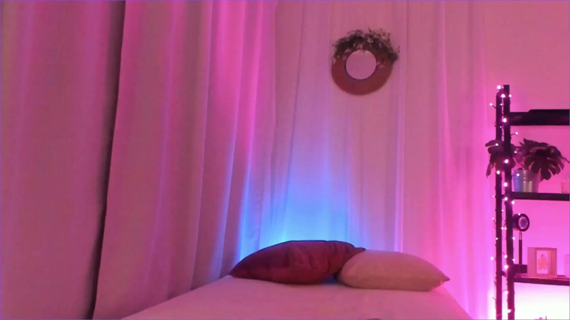 Gallery image thumbnail from Cathelyn's myfreecams stream on, 04/19/2023, 02:57 image 14 of 20