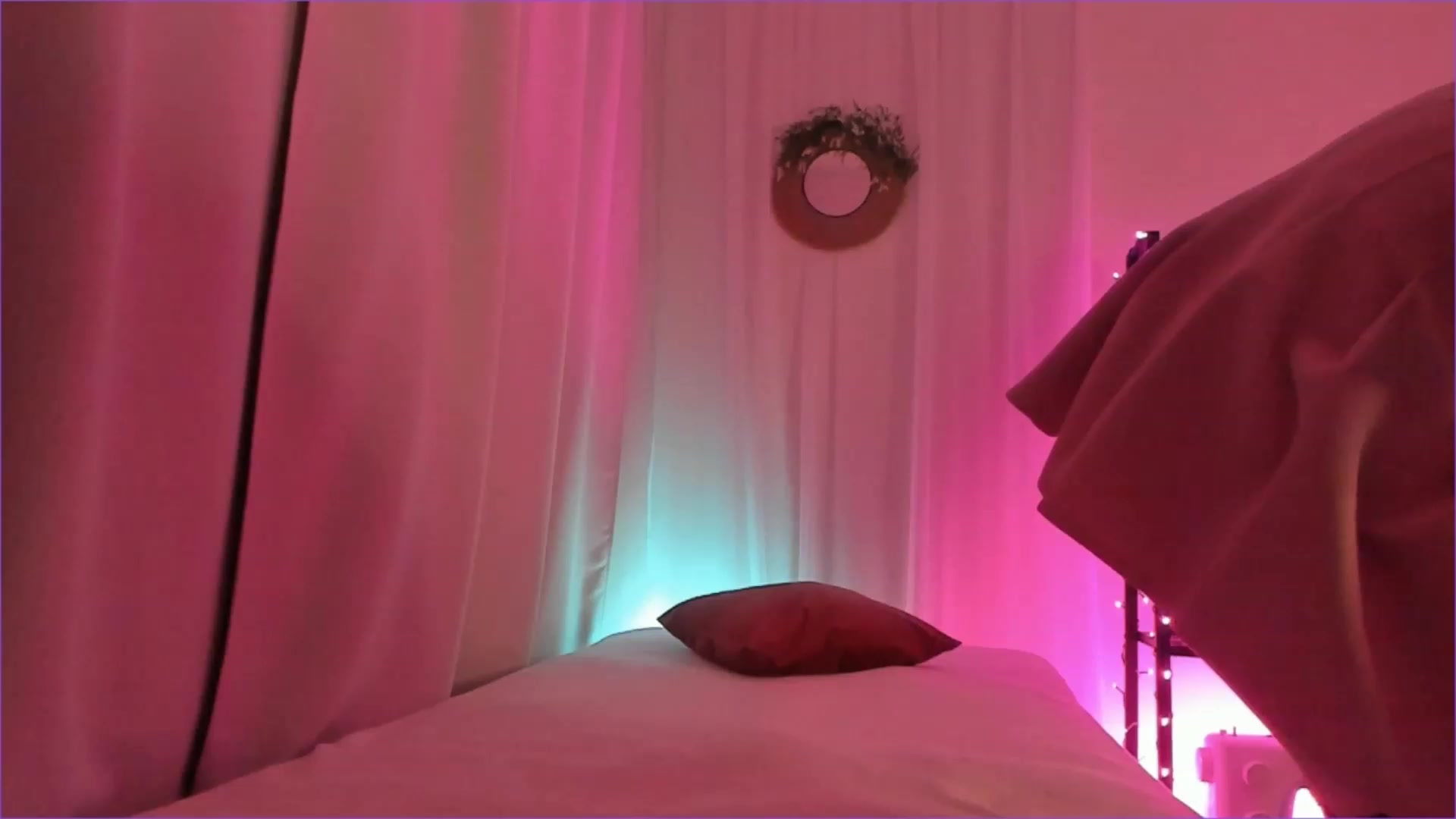Gallery image thumbnail from Cathelyn's myfreecams stream on, 05/18/2023, 23:57 image 10 of 20