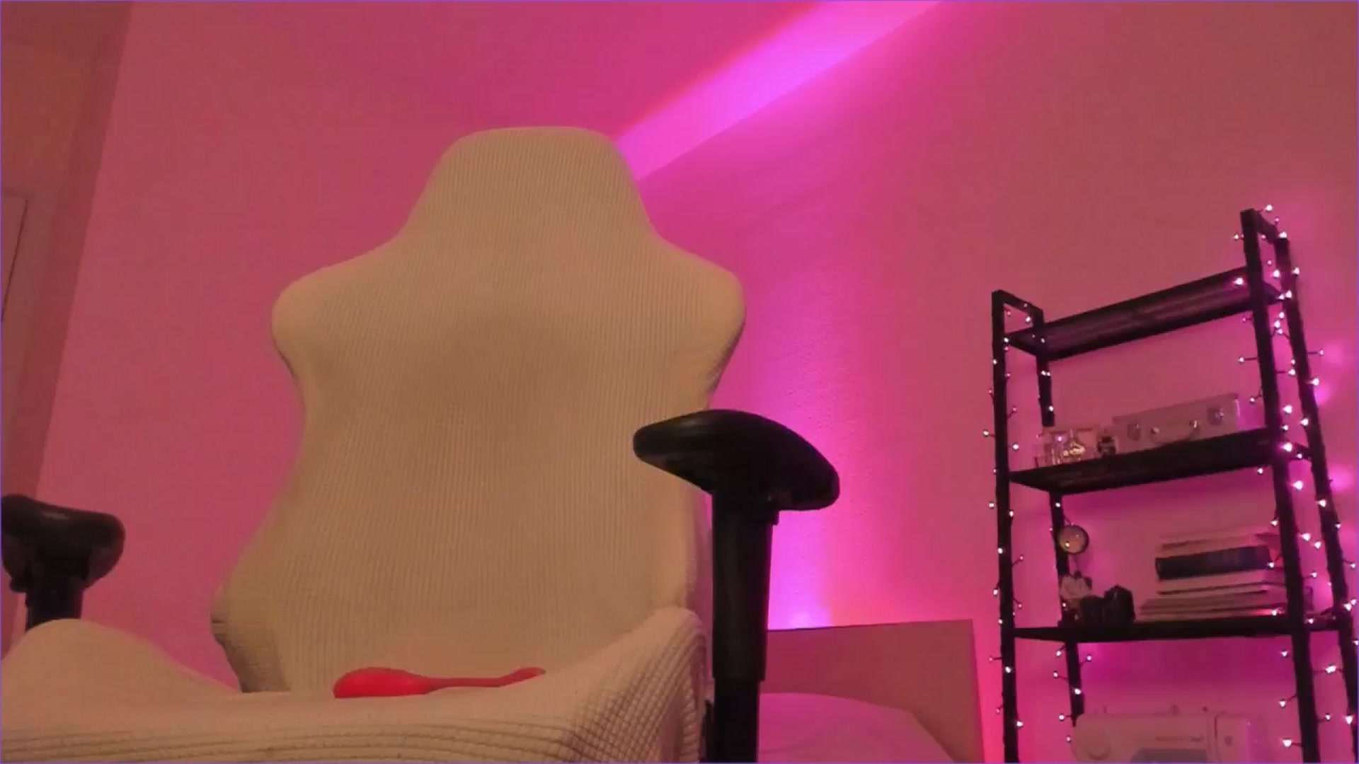 Gallery image thumbnail from Cathelyn's myfreecams stream on, 08/05/2024, 02:09 image 18 of 20