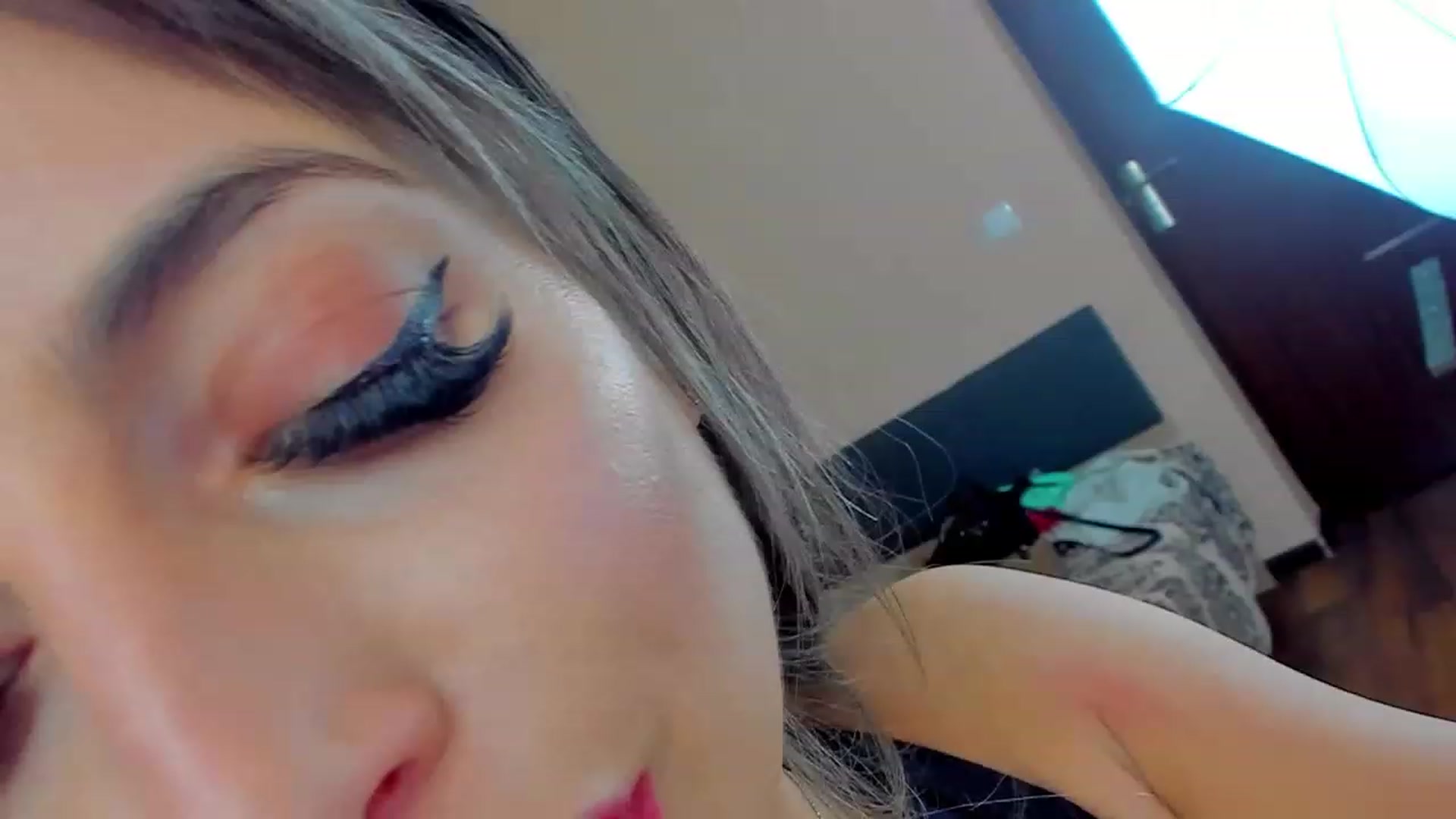Gallery image thumbnail from CatlynRey's myfreecams stream on, 11/18/2022, 22:35 image 6 of 20