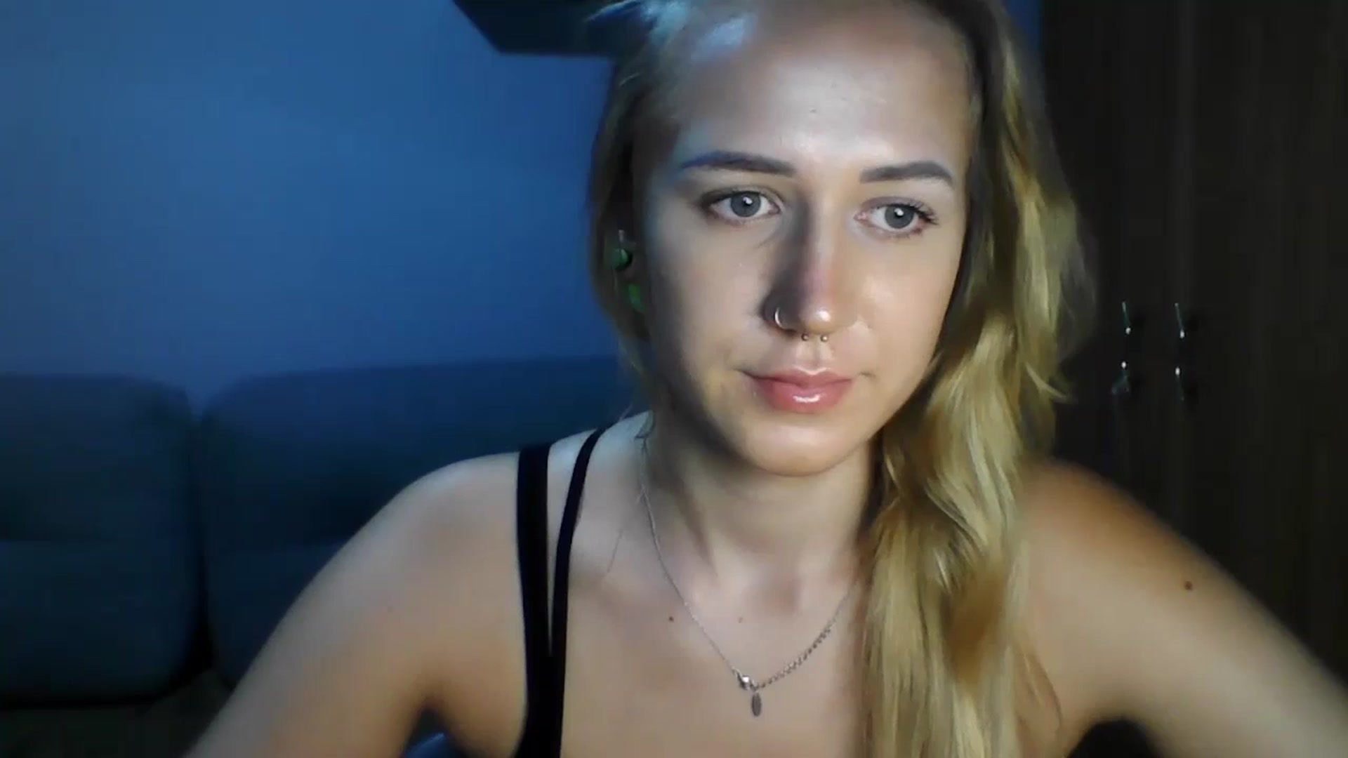Gallery image thumbnail from CatrinLips's myfreecams stream on, 08/21/2023, 18:56 image 5 of 20