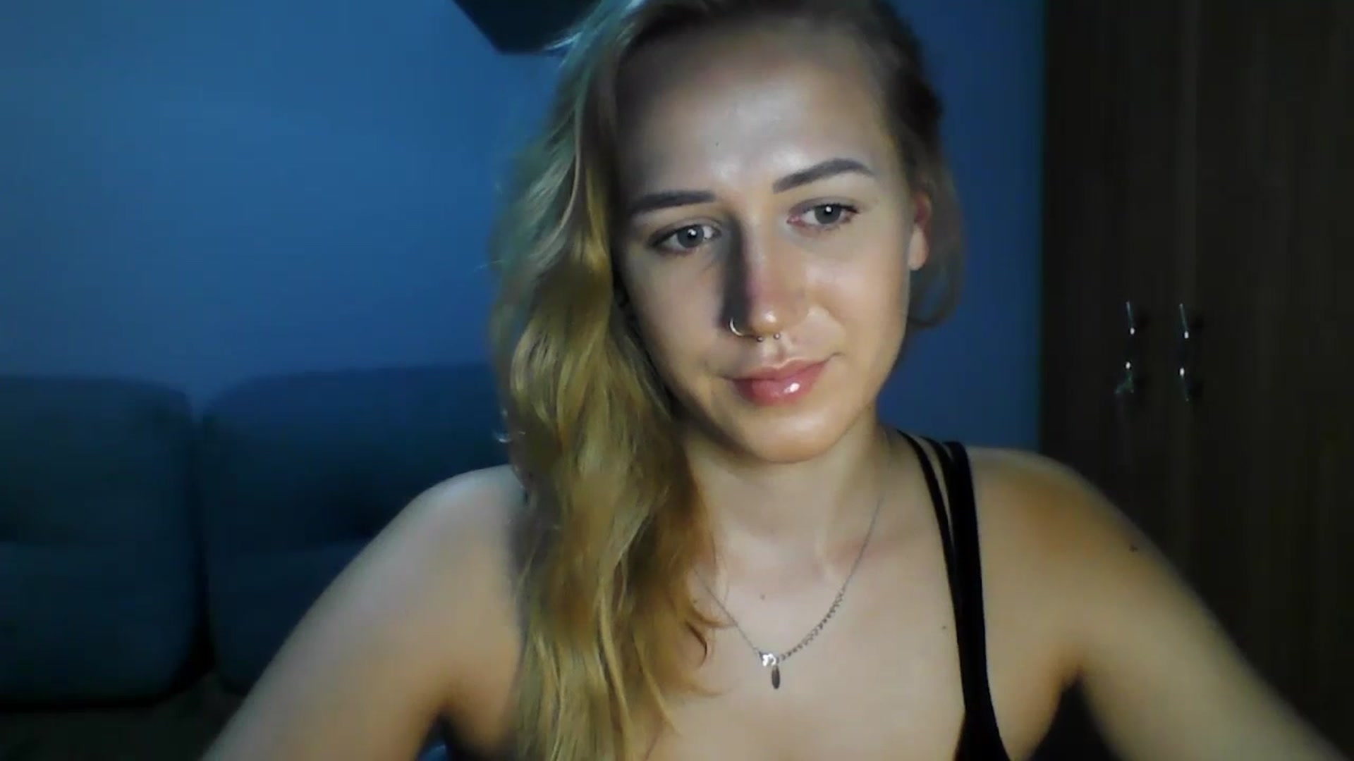 Gallery image thumbnail from CatrinLips's myfreecams stream on, 08/21/2023, 18:56 image 4 of 20